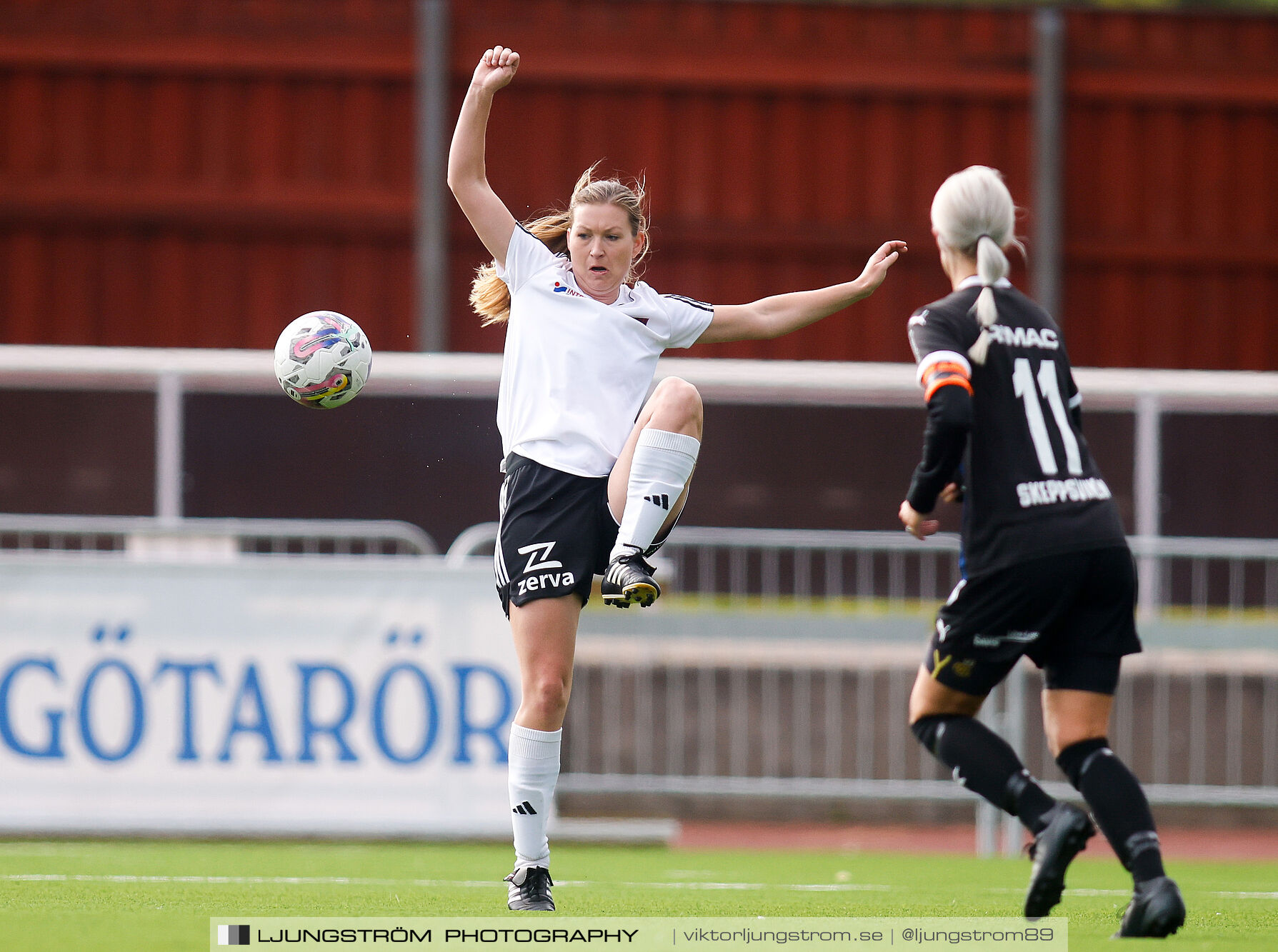 Skövde KIK-Ulvåkers IF 3-0,dam,Södermalms IP,Skövde,Sverige,Fotboll,,2024,340670