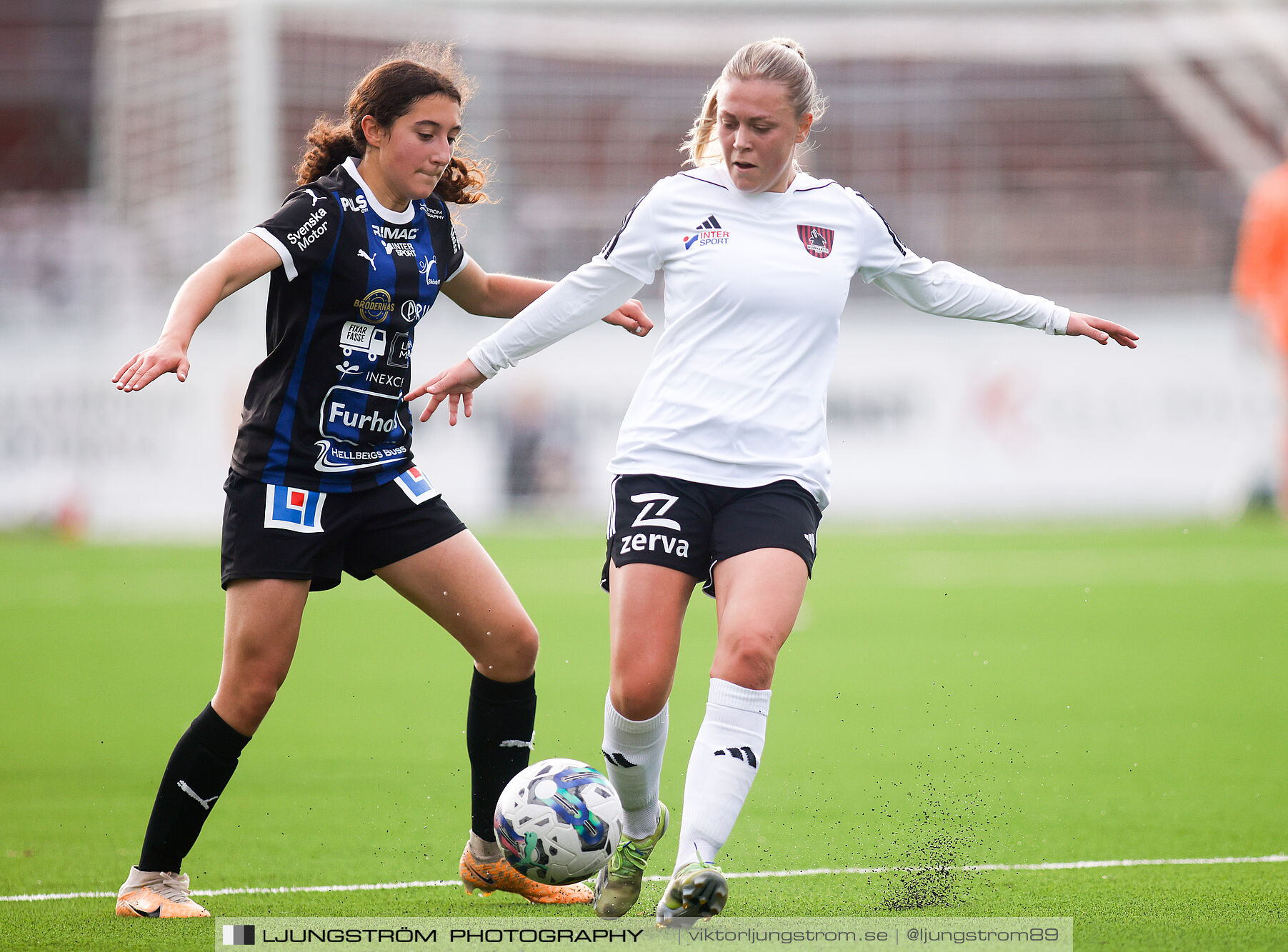 Skövde KIK-Ulvåkers IF 3-0,dam,Södermalms IP,Skövde,Sverige,Fotboll,,2024,340711