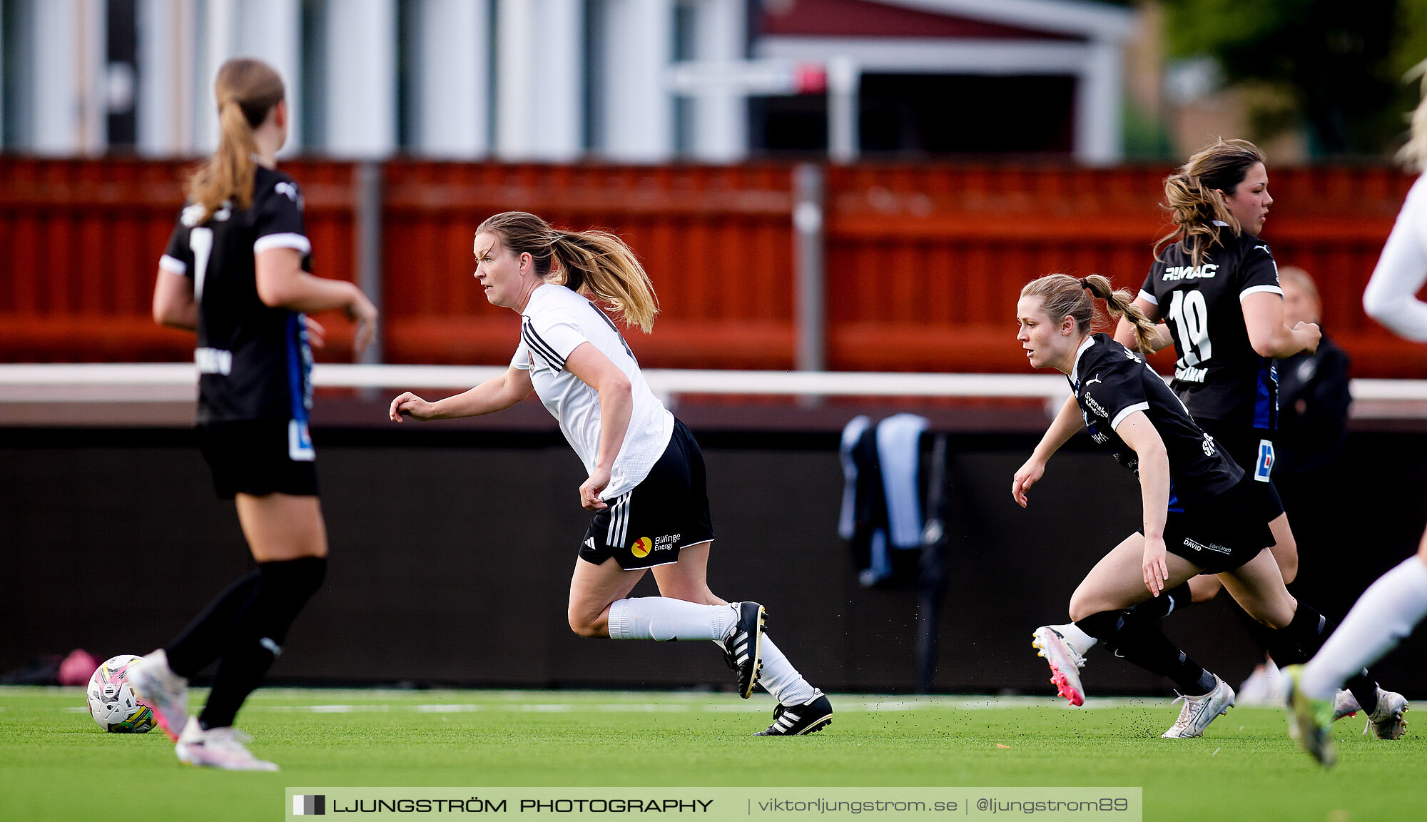 Skövde KIK-Ulvåkers IF 3-0,dam,Södermalms IP,Skövde,Sverige,Fotboll,,2024,340769