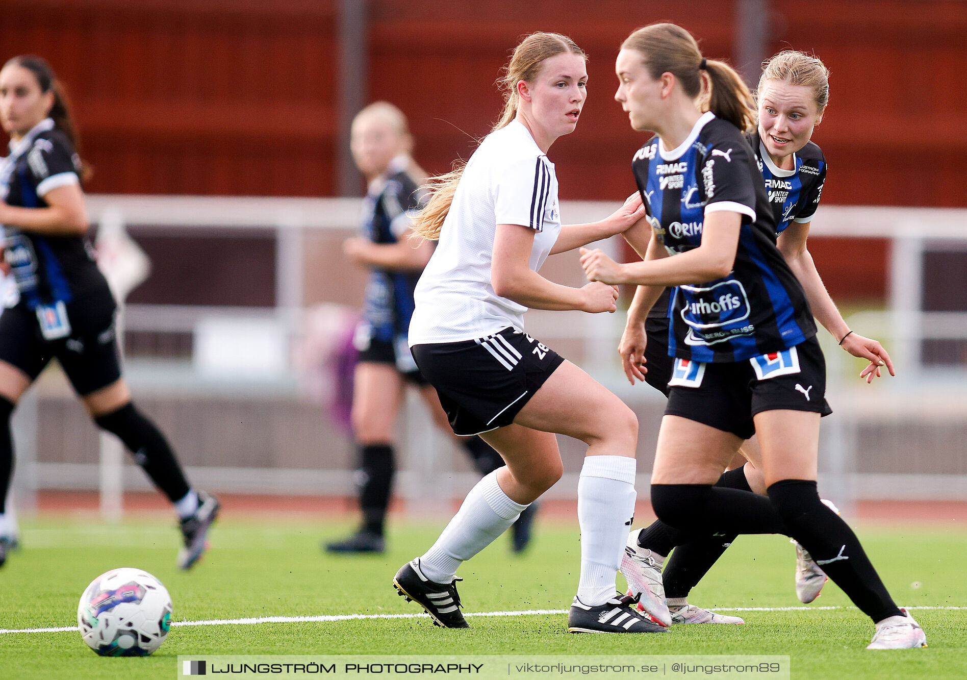 Skövde KIK-Ulvåkers IF 3-0,dam,Södermalms IP,Skövde,Sverige,Fotboll,,2024,340778