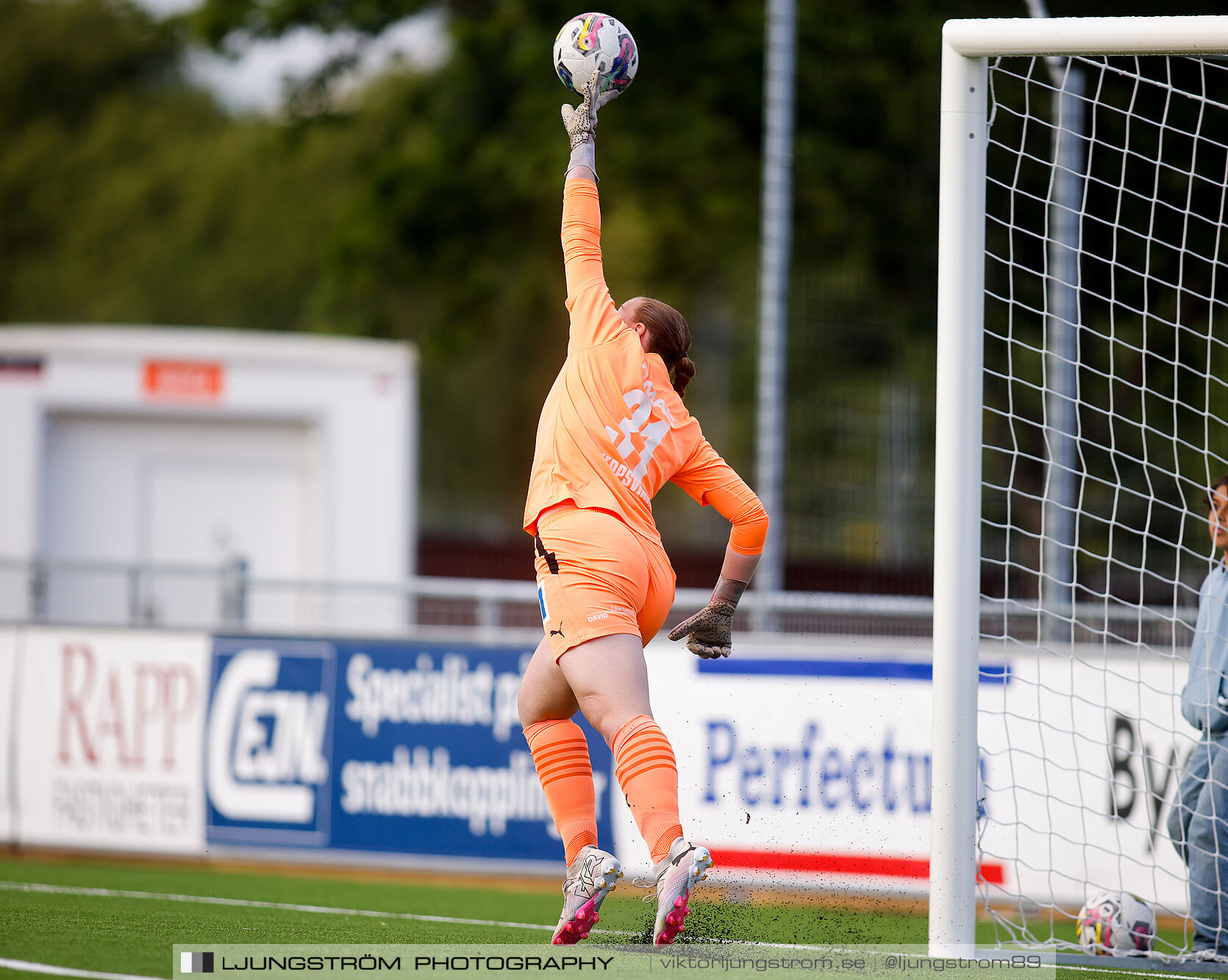 Skövde KIK-Ulvåkers IF 3-0,dam,Södermalms IP,Skövde,Sverige,Fotboll,,2024,340796