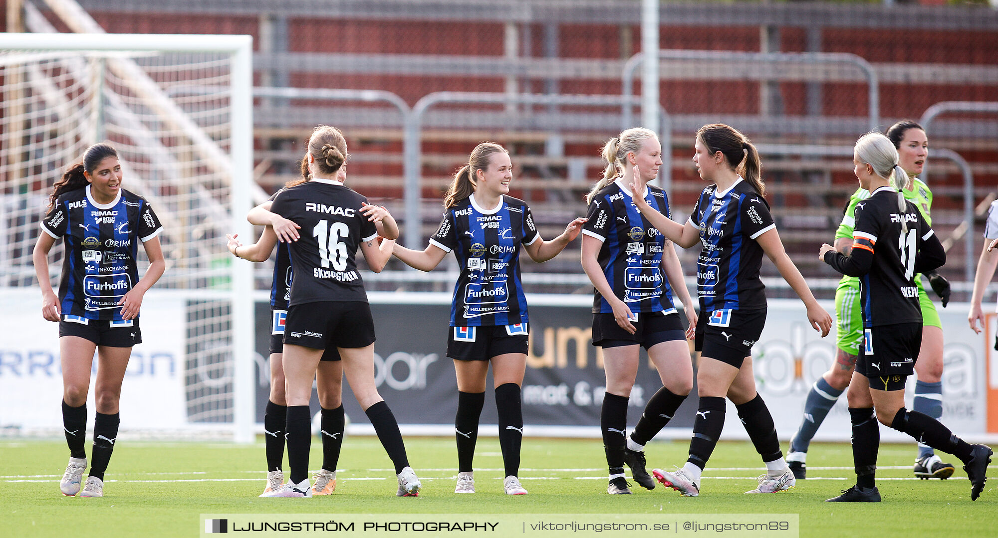 Skövde KIK-Ulvåkers IF 3-0,dam,Södermalms IP,Skövde,Sverige,Fotboll,,2024,340824