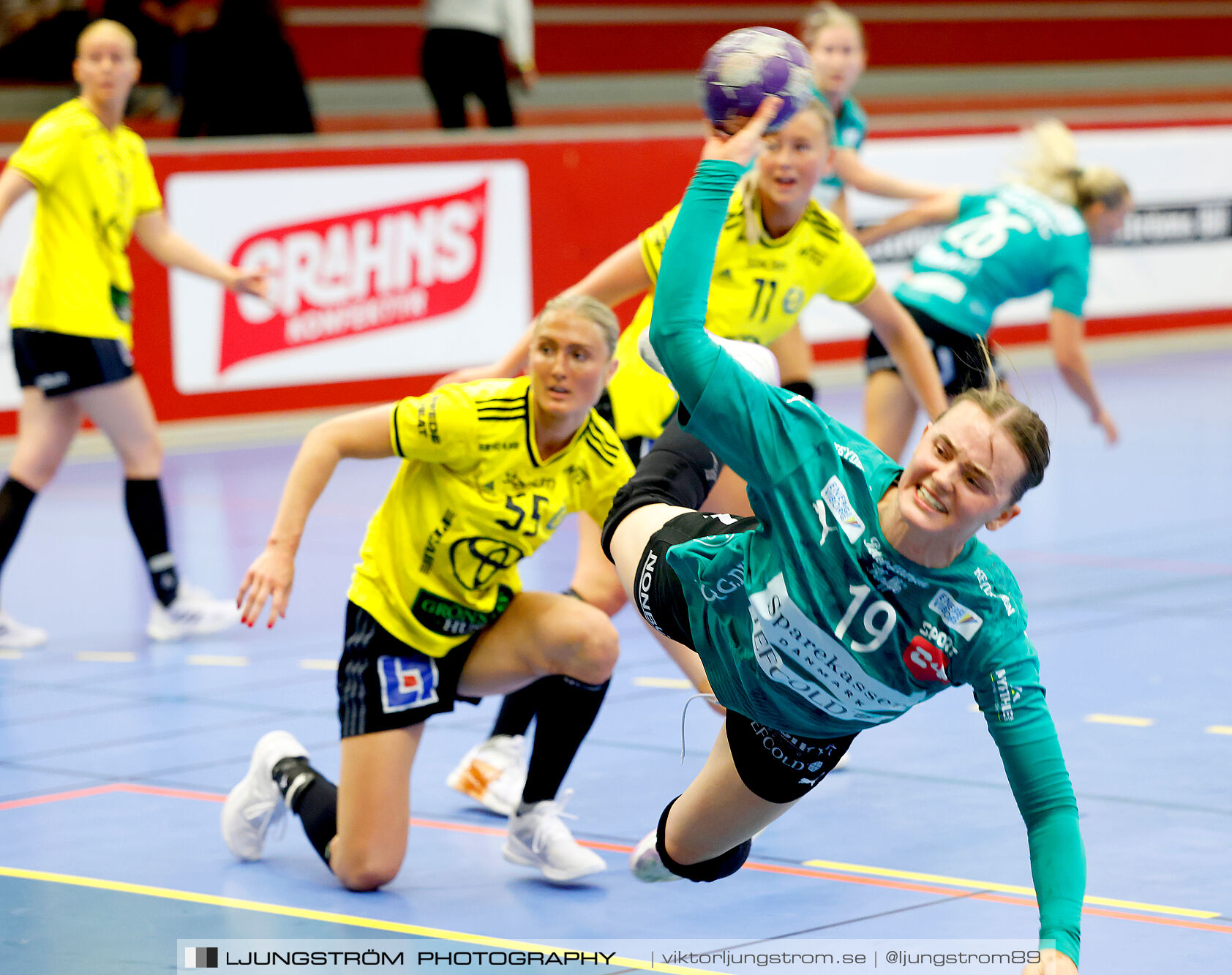 Annliz Cup Superelit Viborg HK-IK Sävehof 34-32,dam,Skövde Idrottshall,Skövde,Sverige,Fotboll,,2024,340955