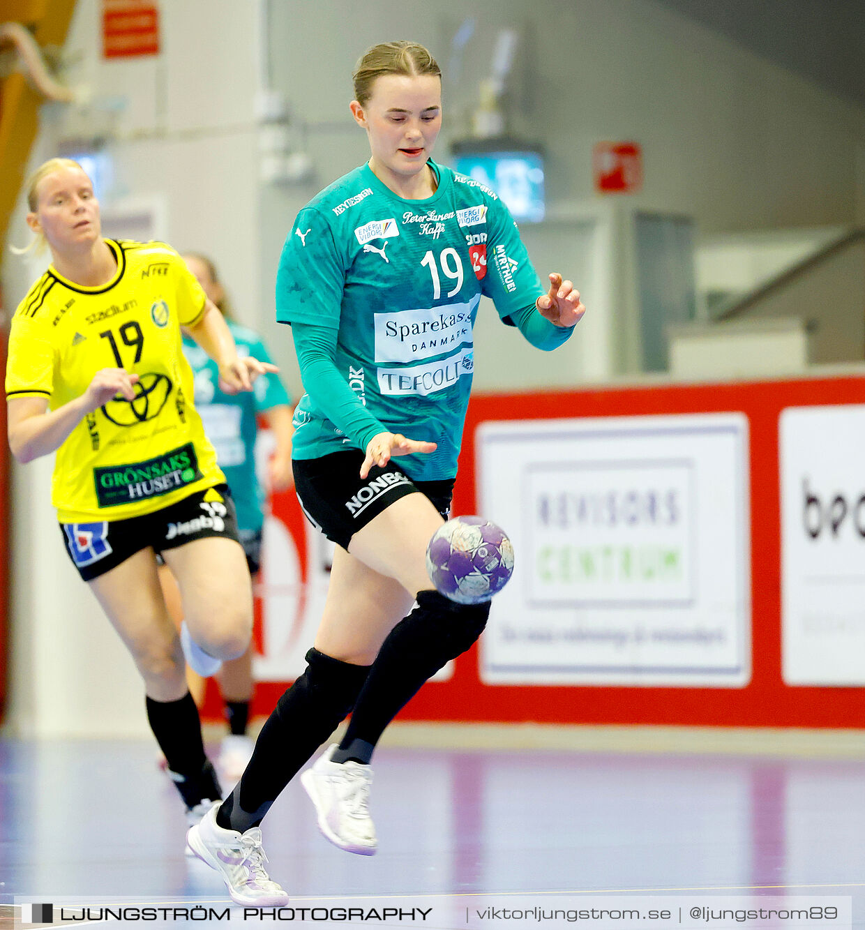 Annliz Cup Superelit Viborg HK-IK Sävehof 34-32,dam,Skövde Idrottshall,Skövde,Sverige,Fotboll,,2024,341061