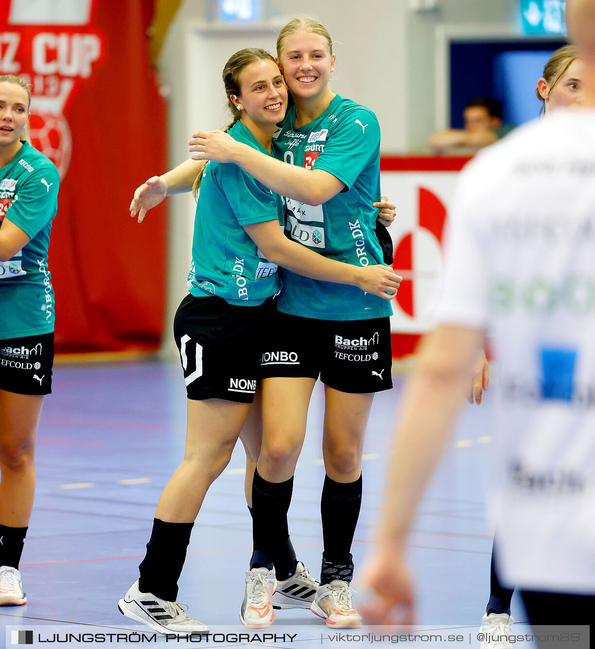 Annliz Cup Superelit Viborg HK-IK Sävehof 34-32,dam,Skövde Idrottshall,Skövde,Sverige,Fotboll,,2024,341135