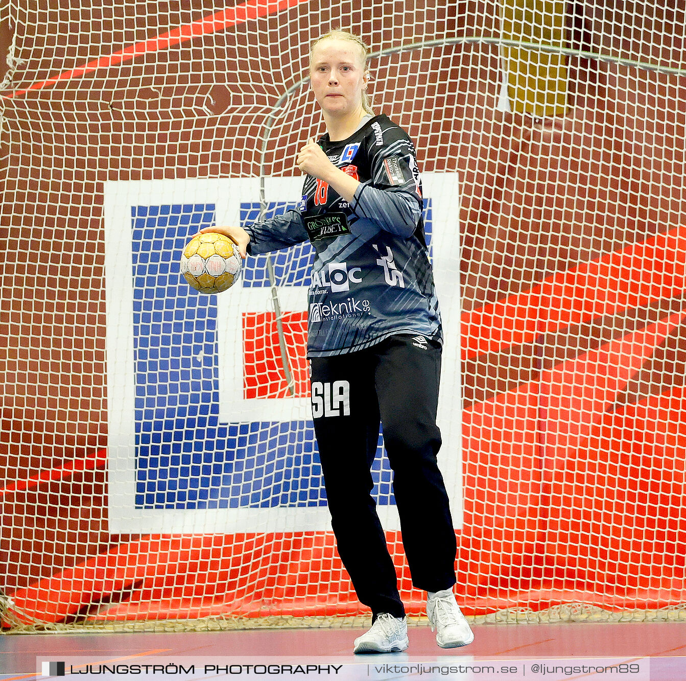 Annliz Cup Superelit Haukar Handbolti-Skövde HF 23-22,dam,Skövde Idrottshall,Skövde,Sverige,Handboll,,2024,342011