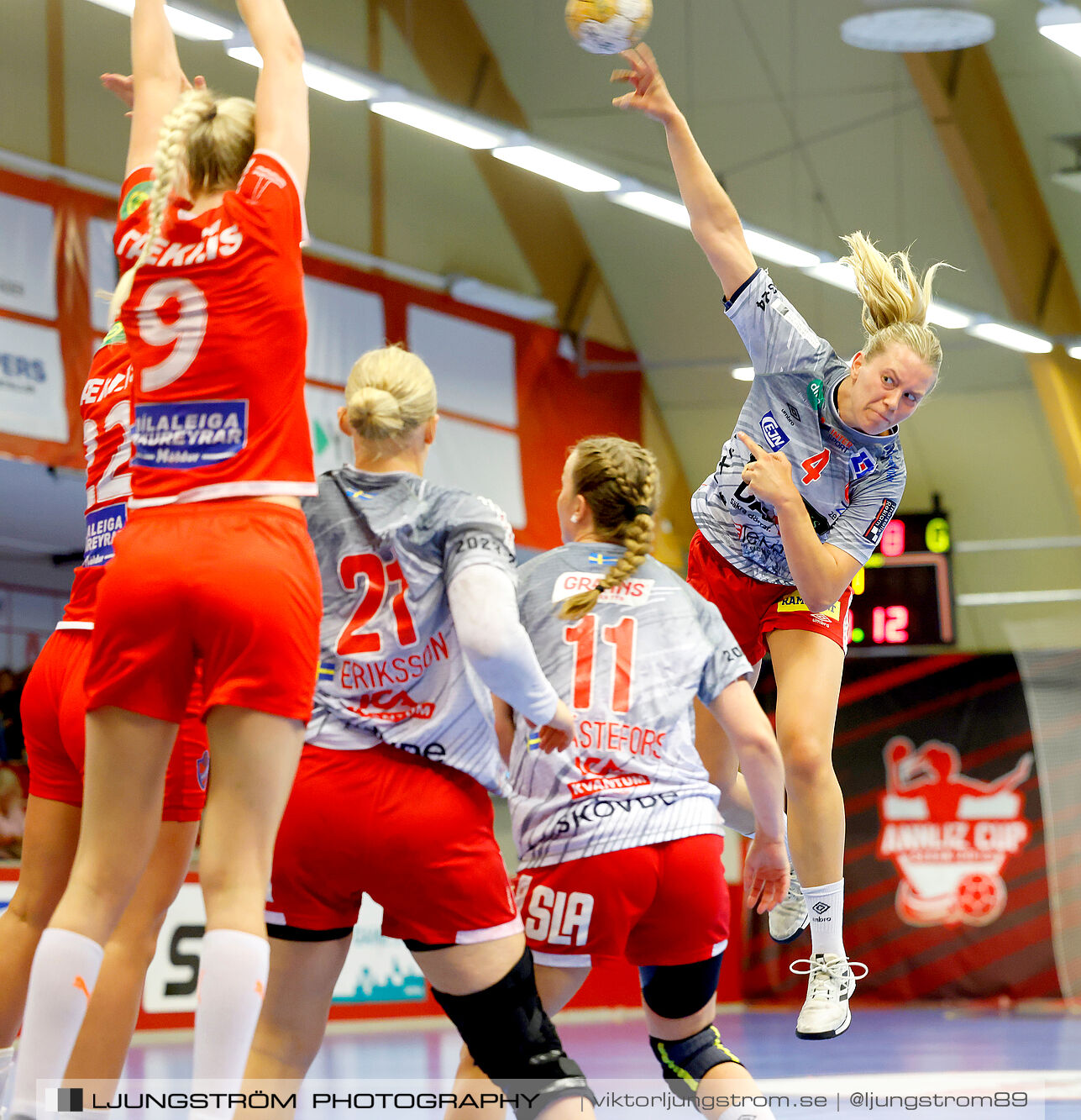 Annliz Cup Superelit Haukar Handbolti-Skövde HF 23-22,dam,Skövde Idrottshall,Skövde,Sverige,Handboll,,2024,342021