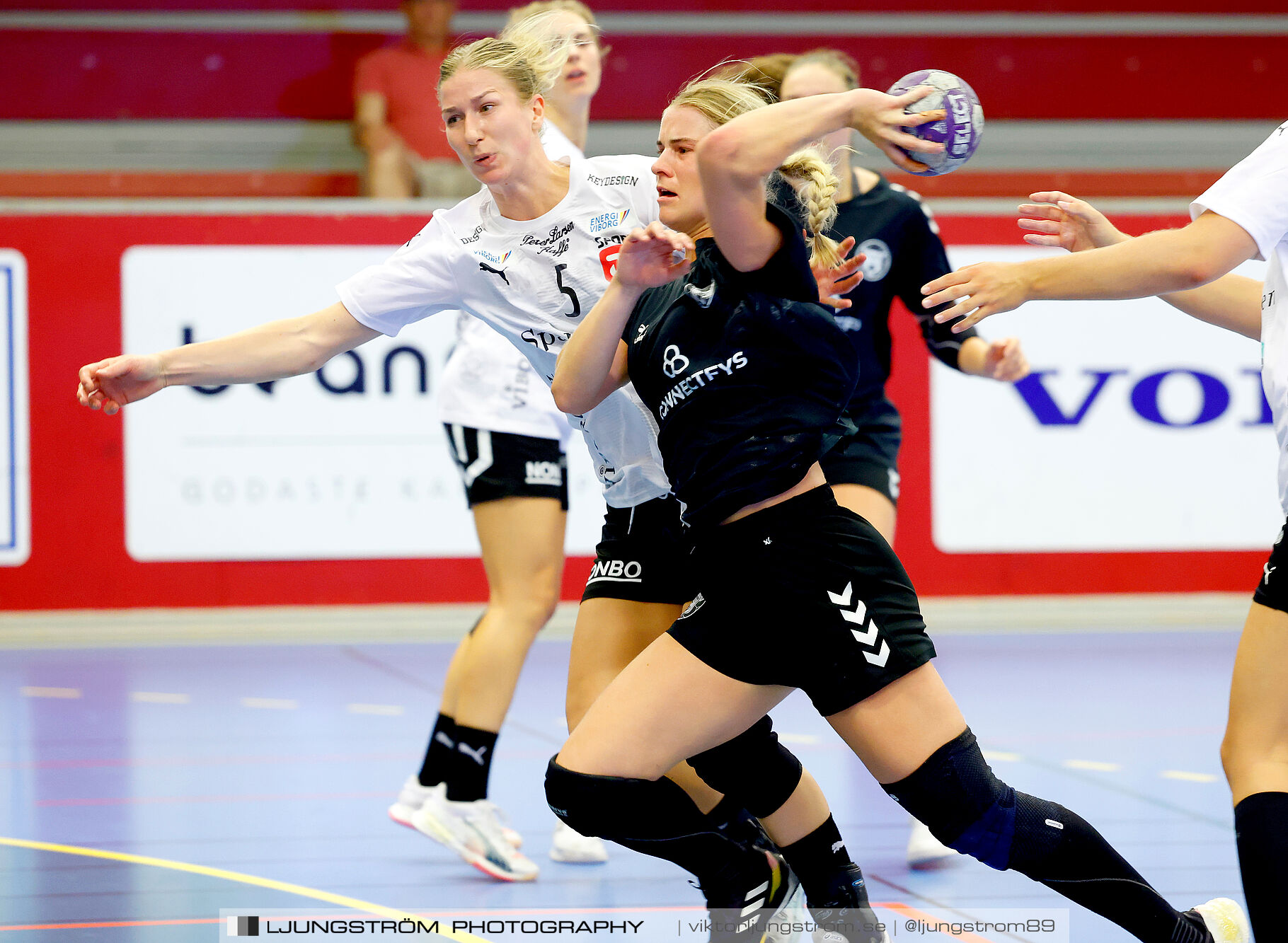 Annliz Cup FINAL Viborg HK-København Håndbold 31-33,dam,Skövde Idrottshall,Skövde,Sverige,Handboll,,2024,342474