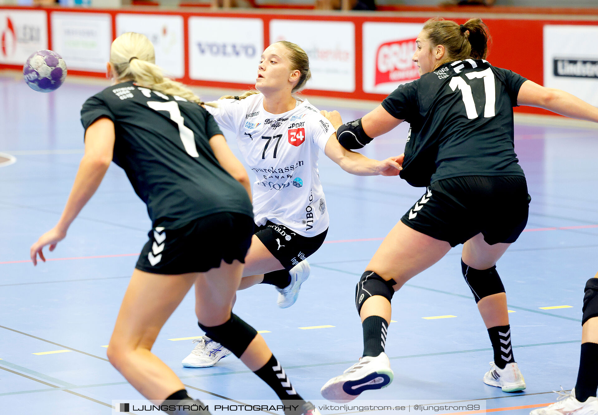 Annliz Cup FINAL Viborg HK-København Håndbold 31-33,dam,Skövde Idrottshall,Skövde,Sverige,Handboll,,2024,342528