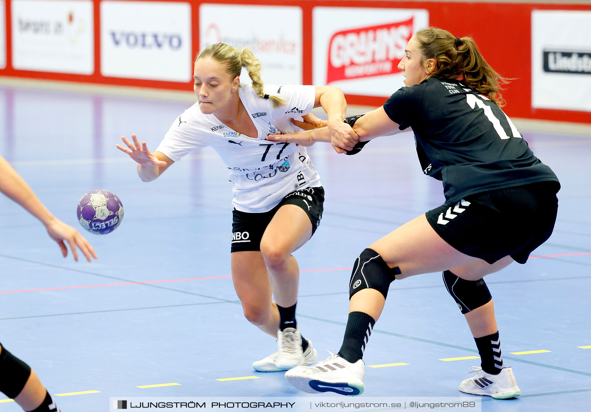 Annliz Cup FINAL Viborg HK-København Håndbold 31-33,dam,Skövde Idrottshall,Skövde,Sverige,Handboll,,2024,342536