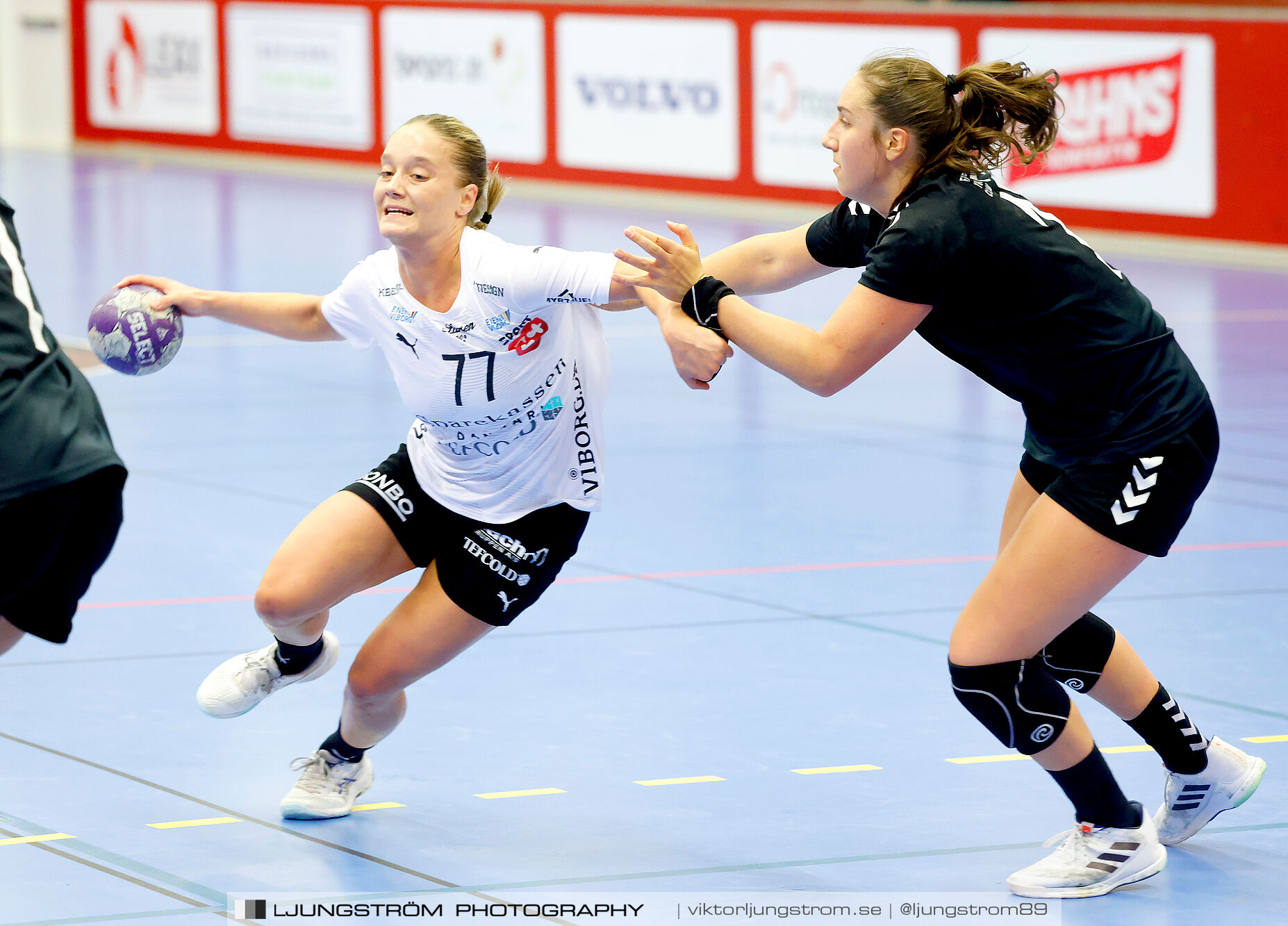 Annliz Cup FINAL Viborg HK-København Håndbold 31-33,dam,Skövde Idrottshall,Skövde,Sverige,Handboll,,2024,342539