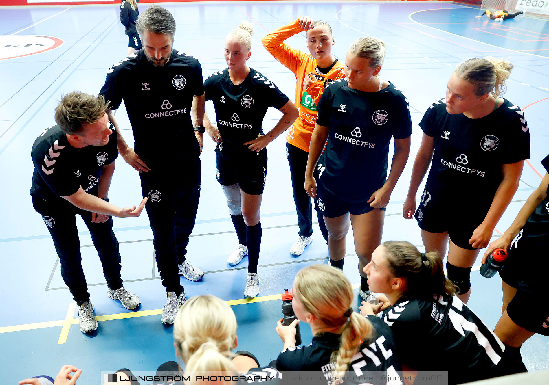 Annliz Cup FINAL Viborg HK-København Håndbold 31-33,dam,Skövde Idrottshall,Skövde,Sverige,Handboll,,2024,342551