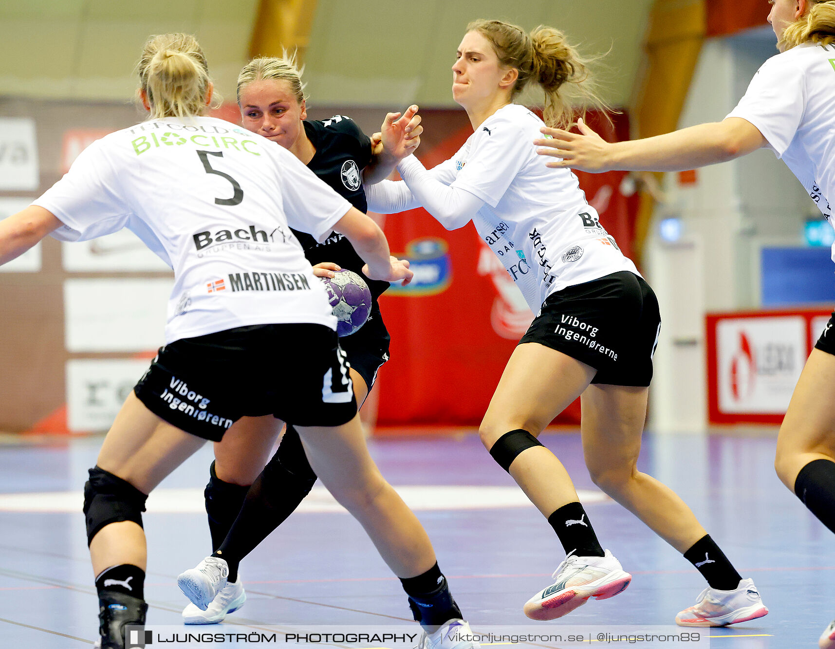 Annliz Cup FINAL Viborg HK-København Håndbold 31-33,dam,Skövde Idrottshall,Skövde,Sverige,Handboll,,2024,342565