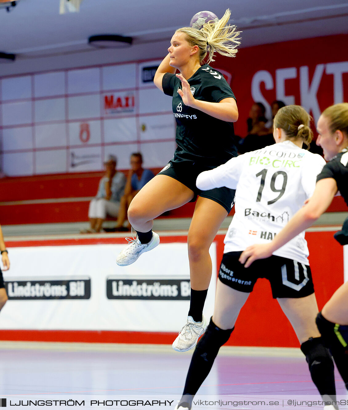 Annliz Cup FINAL Viborg HK-København Håndbold 31-33,dam,Skövde Idrottshall,Skövde,Sverige,Handboll,,2024,342594