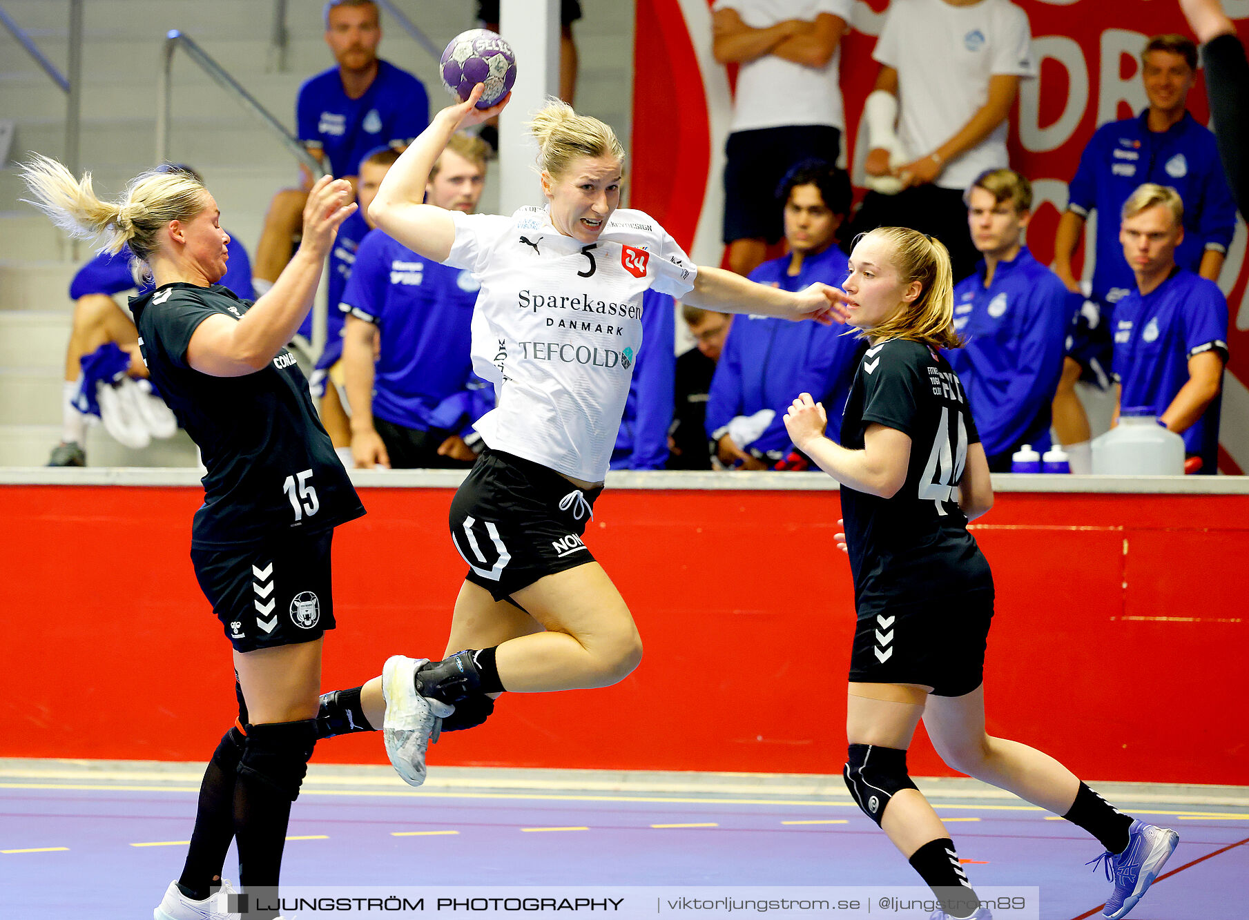 Annliz Cup FINAL Viborg HK-København Håndbold 31-33,dam,Skövde Idrottshall,Skövde,Sverige,Handboll,,2024,342615