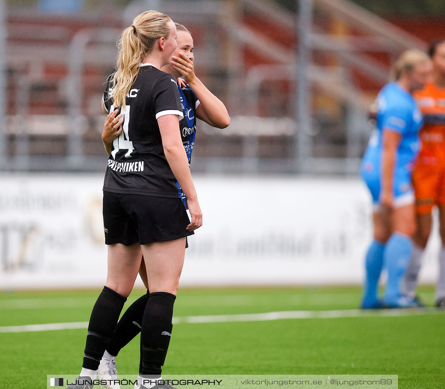 Skövde KIK-Götene FK 2-0,dam,Södermalms IP,Skövde,Sverige,Fotboll,,2024,342852