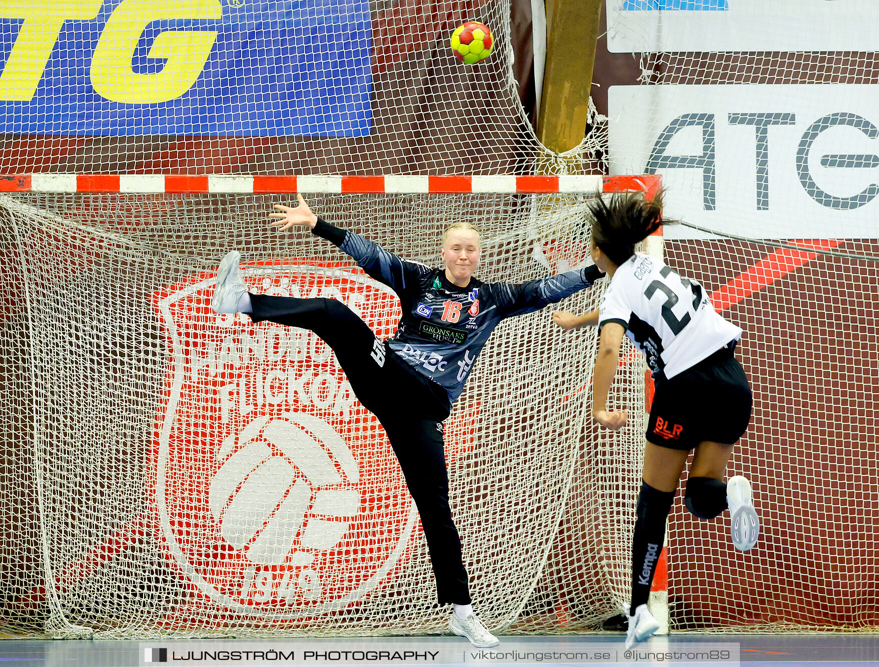 ATG Svenska Cupen Skövde HF-VästeråsIrsta HF 27-28,dam,Skövde Idrottshall,Skövde,Sverige,Handboll,,2024,342954