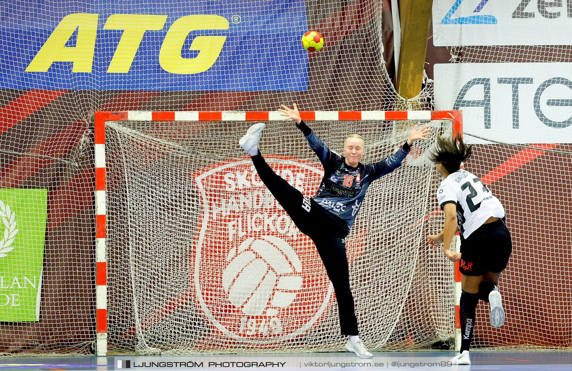 ATG Svenska Cupen Skövde HF-VästeråsIrsta HF 27-28,dam,Skövde Idrottshall,Skövde,Sverige,Handboll,,2024,342955