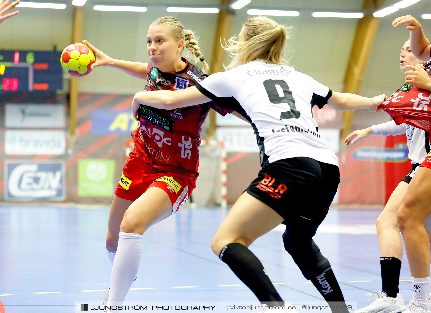 ATG Svenska Cupen Skövde HF-VästeråsIrsta HF 27-28,dam,Skövde Idrottshall,Skövde,Sverige,Handboll,,2024,342989