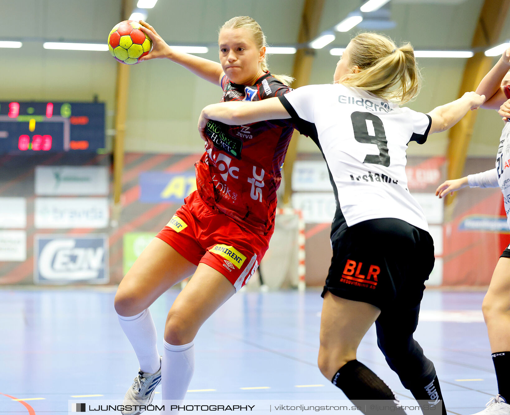 ATG Svenska Cupen Skövde HF-VästeråsIrsta HF 27-28,dam,Skövde Idrottshall,Skövde,Sverige,Handboll,,2024,342990