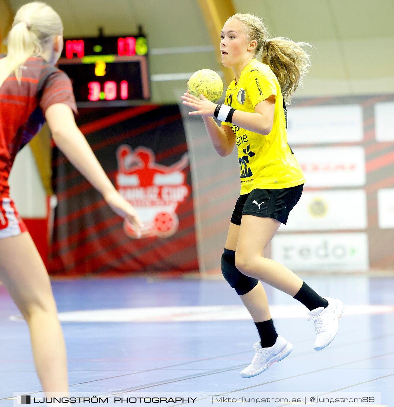 Annliz Cup F16 FINAL Eslövs IK-Skövde HF 23-22,dam,Skövde Idrottshall,Skövde,Sverige,Handboll,,2024,343109