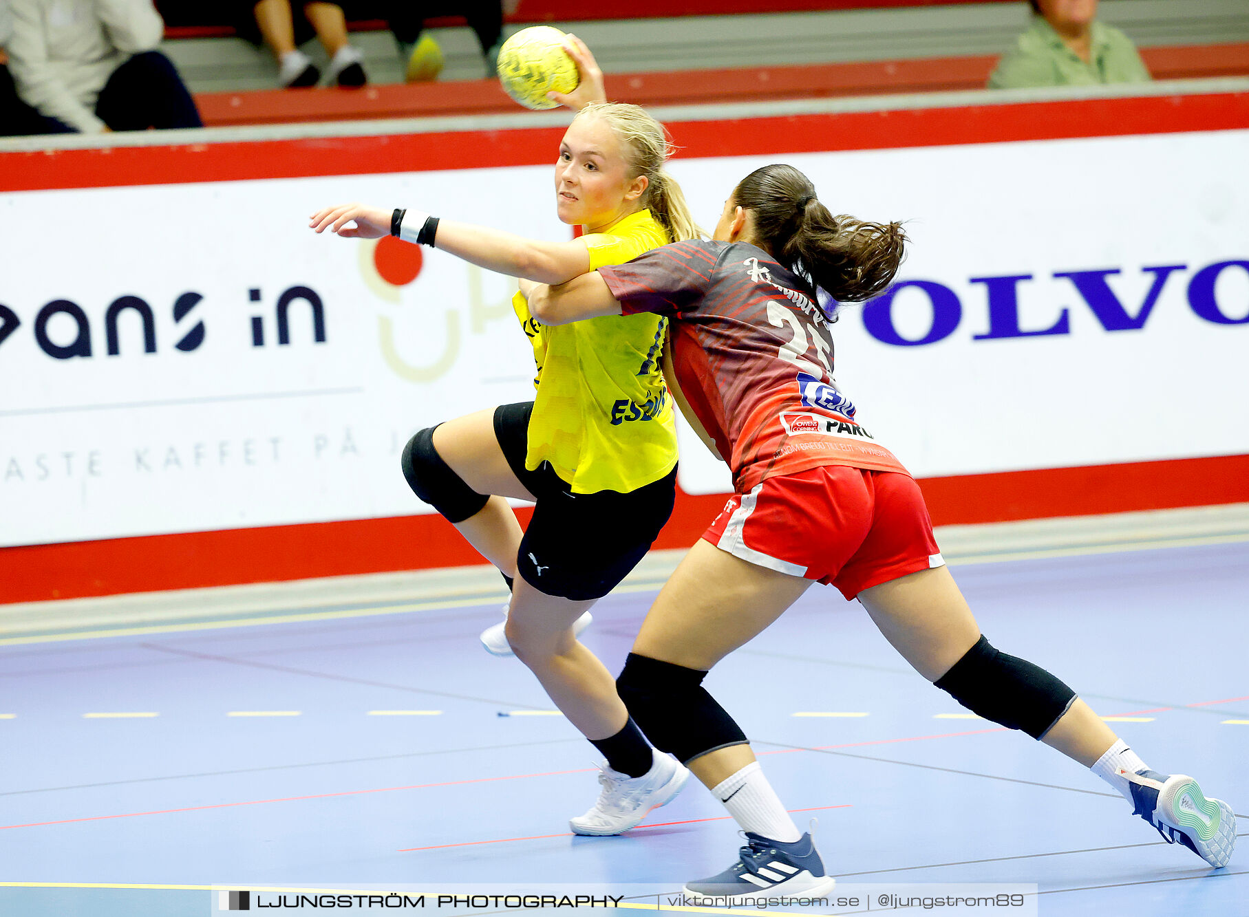 Annliz Cup F16 FINAL Eslövs IK-Skövde HF 23-22,dam,Skövde Idrottshall,Skövde,Sverige,Handboll,,2024,343166