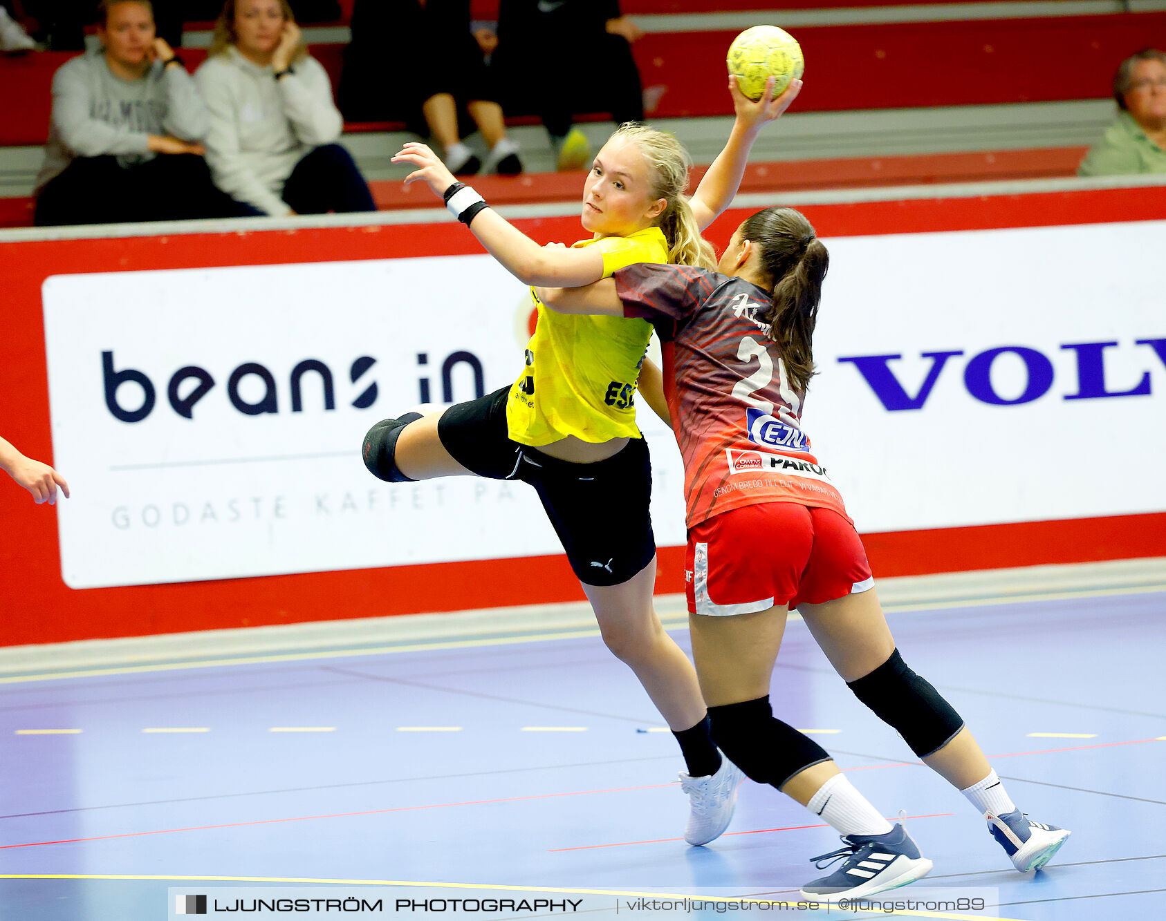 Annliz Cup F16 FINAL Eslövs IK-Skövde HF 23-22,dam,Skövde Idrottshall,Skövde,Sverige,Handboll,,2024,343167