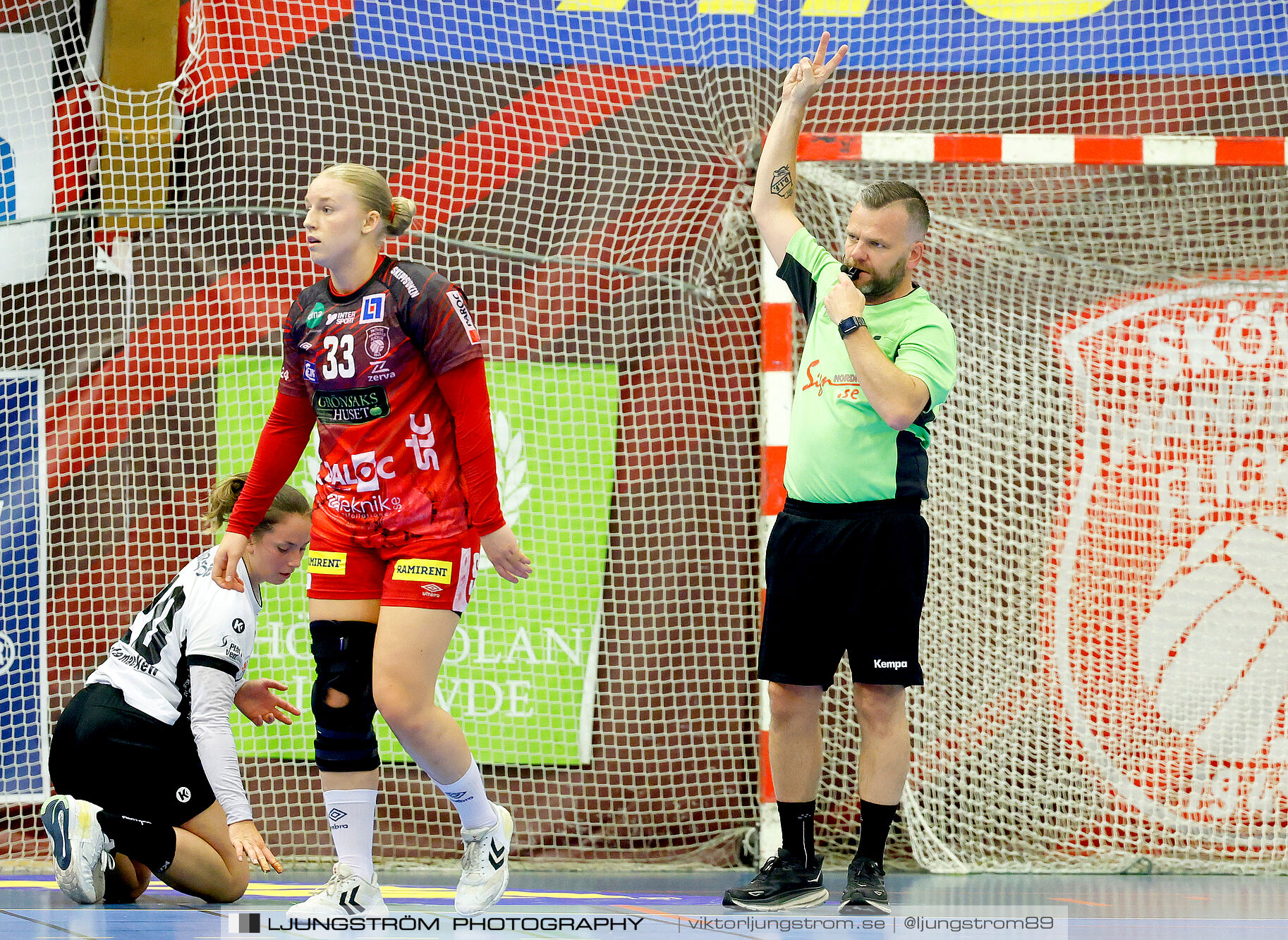 ATG Svenska Cupen Skövde HF-VästeråsIrsta HF 27-28,dam,Skövde Idrottshall,Skövde,Sverige,Handboll,,2024,343246