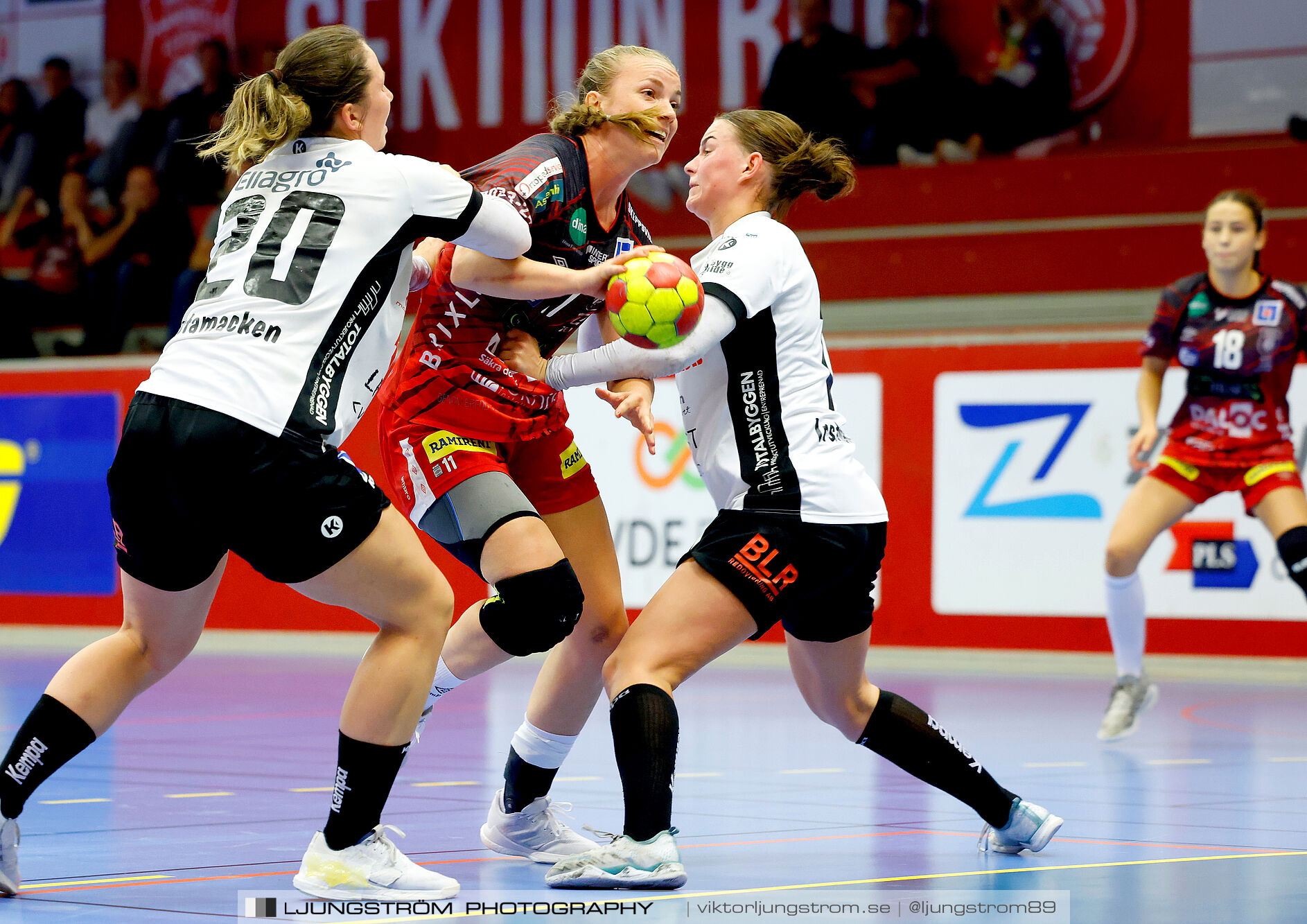 ATG Svenska Cupen Skövde HF-VästeråsIrsta HF 27-28,dam,Skövde Idrottshall,Skövde,Sverige,Handboll,,2024,343248