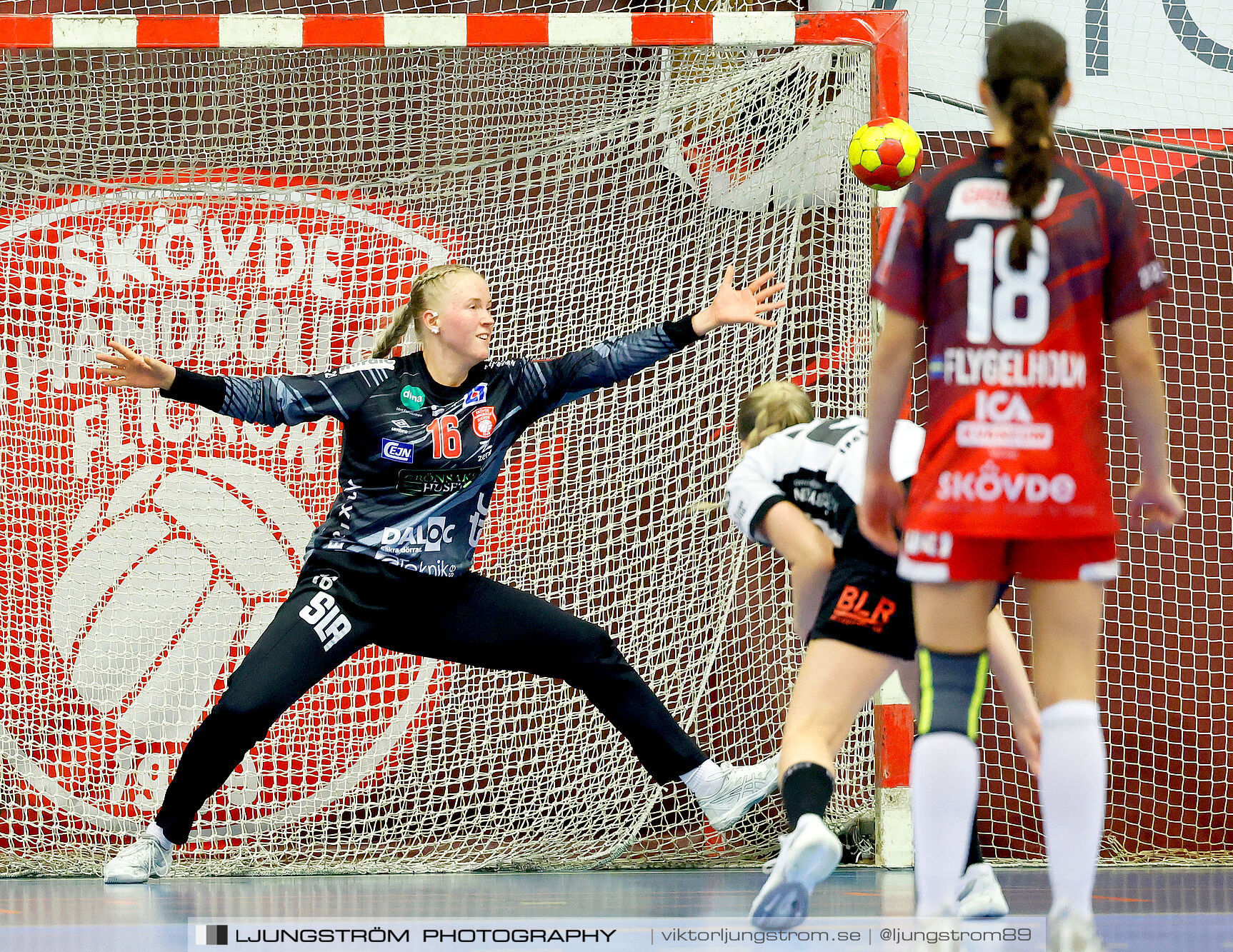 ATG Svenska Cupen Skövde HF-VästeråsIrsta HF 27-28,dam,Skövde Idrottshall,Skövde,Sverige,Handboll,,2024,343263