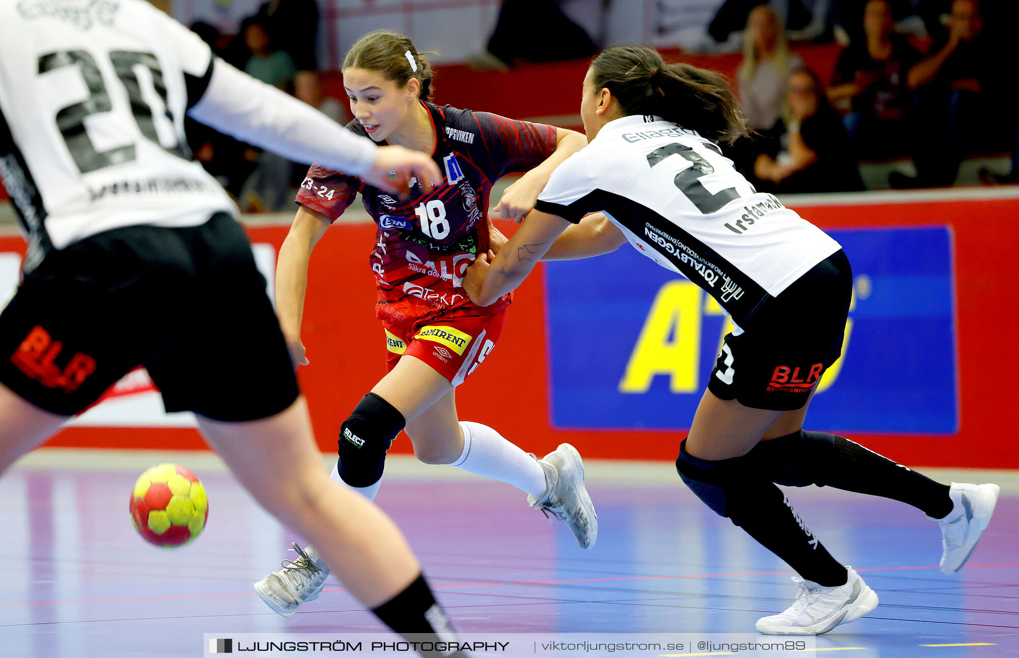 ATG Svenska Cupen Skövde HF-VästeråsIrsta HF 27-28,dam,Skövde Idrottshall,Skövde,Sverige,Handboll,,2024,343274