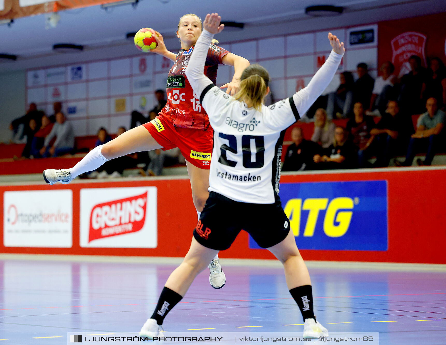 ATG Svenska Cupen Skövde HF-VästeråsIrsta HF 27-28,dam,Skövde Idrottshall,Skövde,Sverige,Handboll,,2024,343276