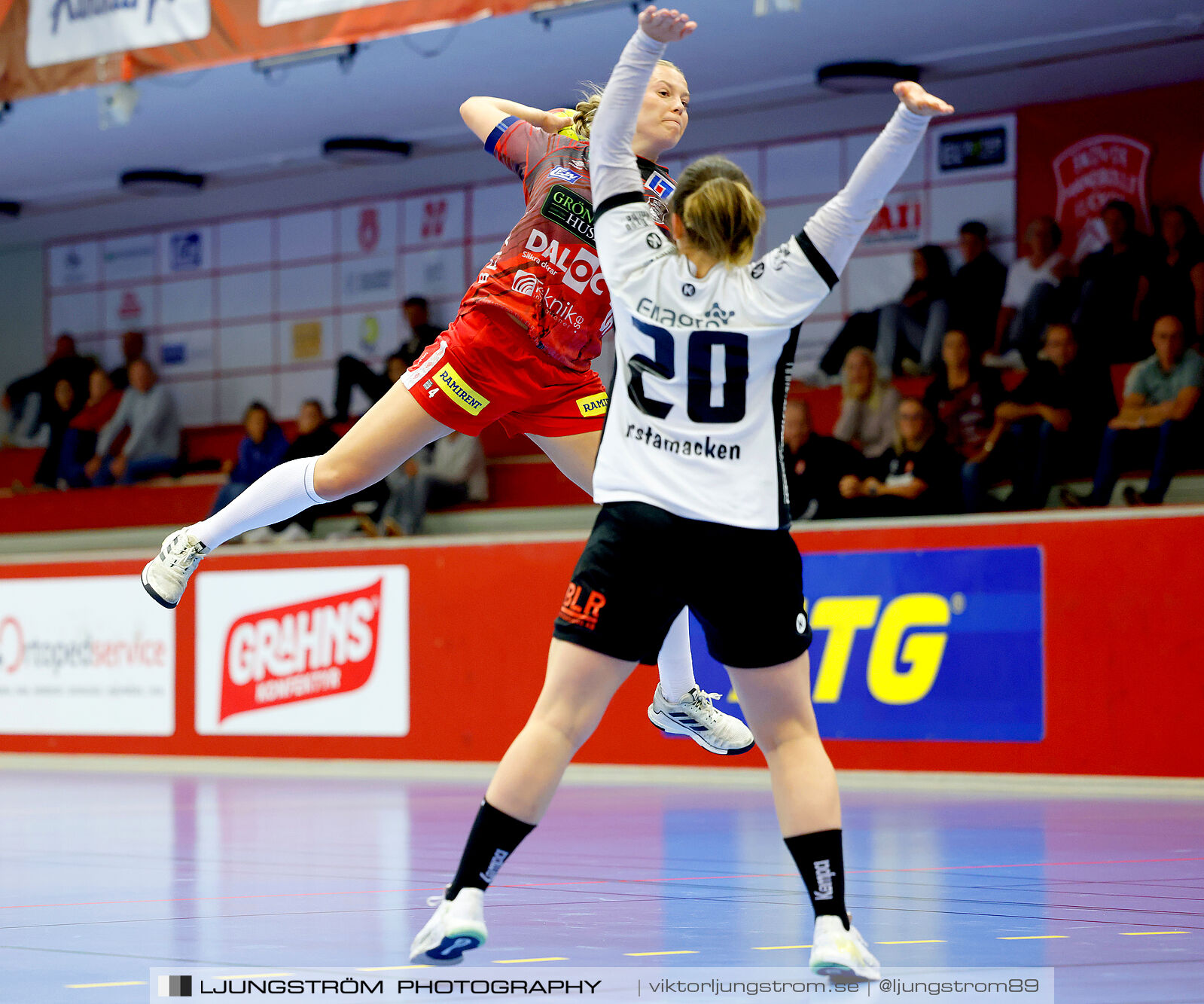 ATG Svenska Cupen Skövde HF-VästeråsIrsta HF 27-28,dam,Skövde Idrottshall,Skövde,Sverige,Handboll,,2024,343277