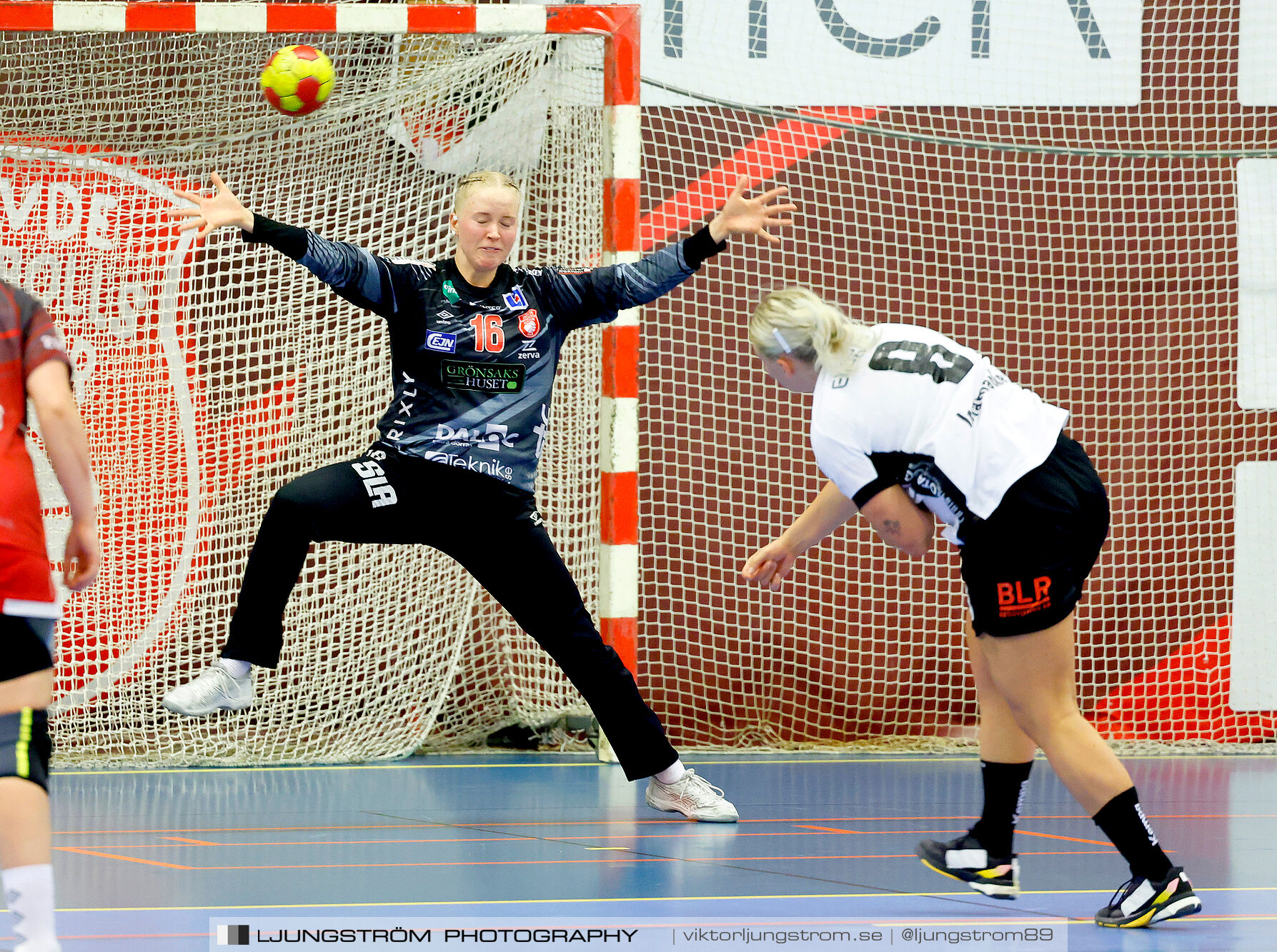 ATG Svenska Cupen Skövde HF-VästeråsIrsta HF 27-28,dam,Skövde Idrottshall,Skövde,Sverige,Handboll,,2024,343310