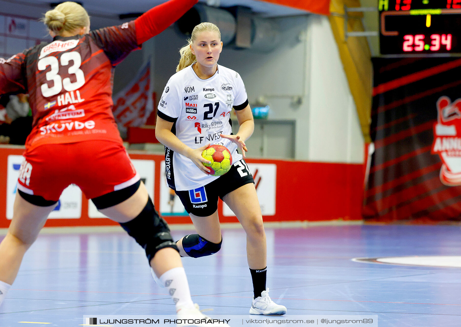 ATG Svenska Cupen Skövde HF-VästeråsIrsta HF 27-28,dam,Skövde Idrottshall,Skövde,Sverige,Handboll,,2024,343537