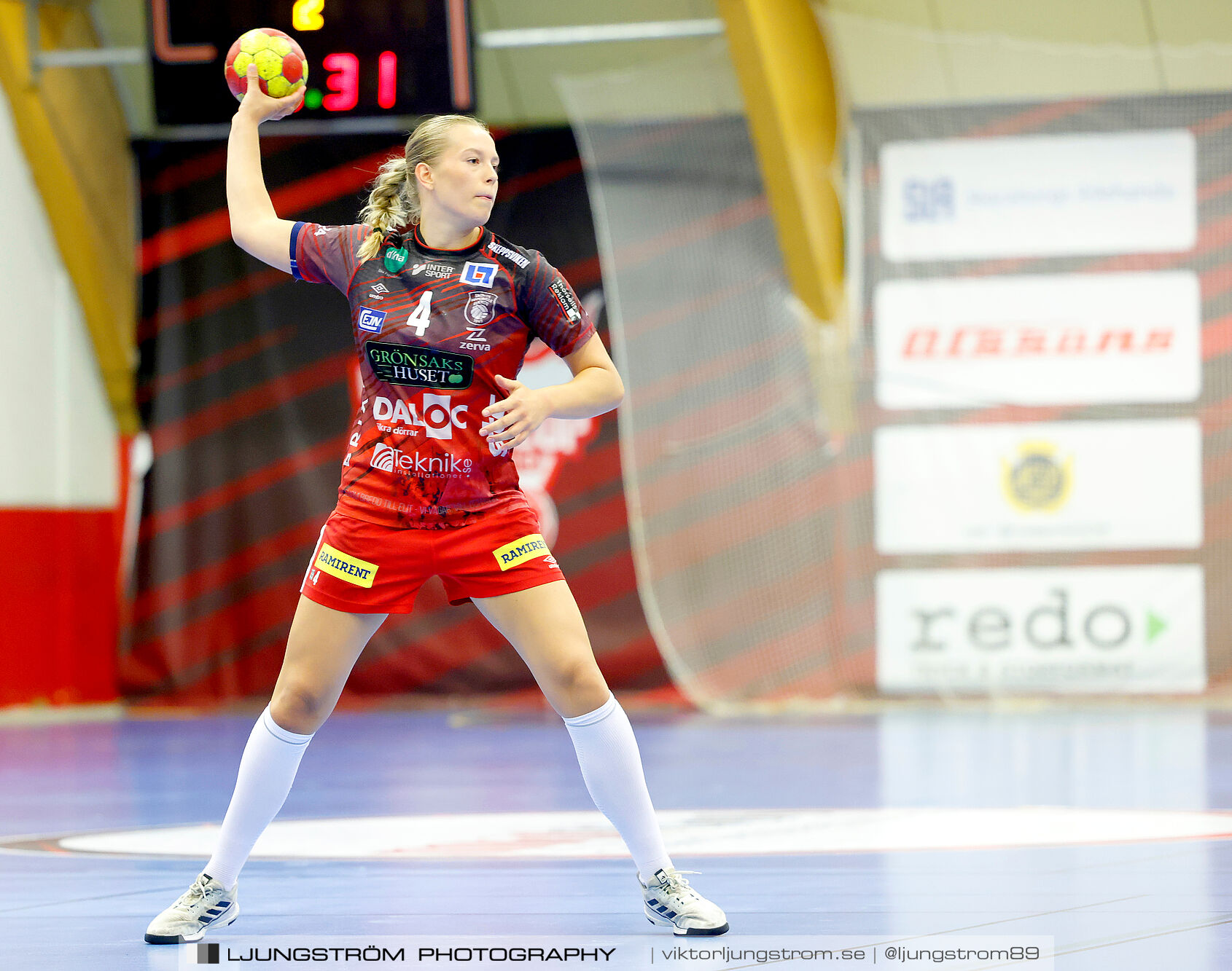 ATG Svenska Cupen Skövde HF-VästeråsIrsta HF 27-28,dam,Skövde Idrottshall,Skövde,Sverige,Handboll,,2024,343592