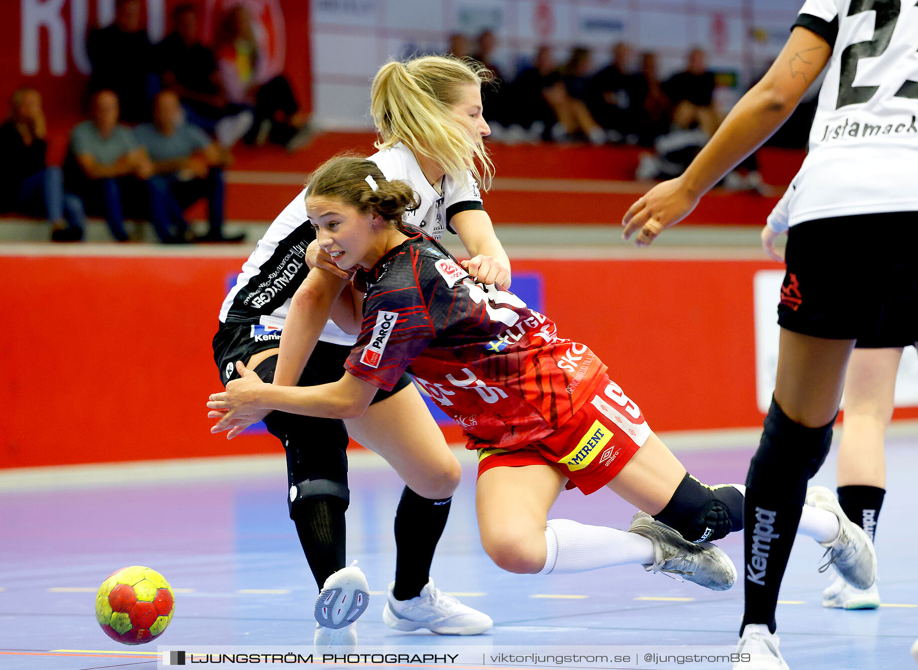 ATG Svenska Cupen Skövde HF-VästeråsIrsta HF 27-28,dam,Skövde Idrottshall,Skövde,Sverige,Handboll,,2024,343602