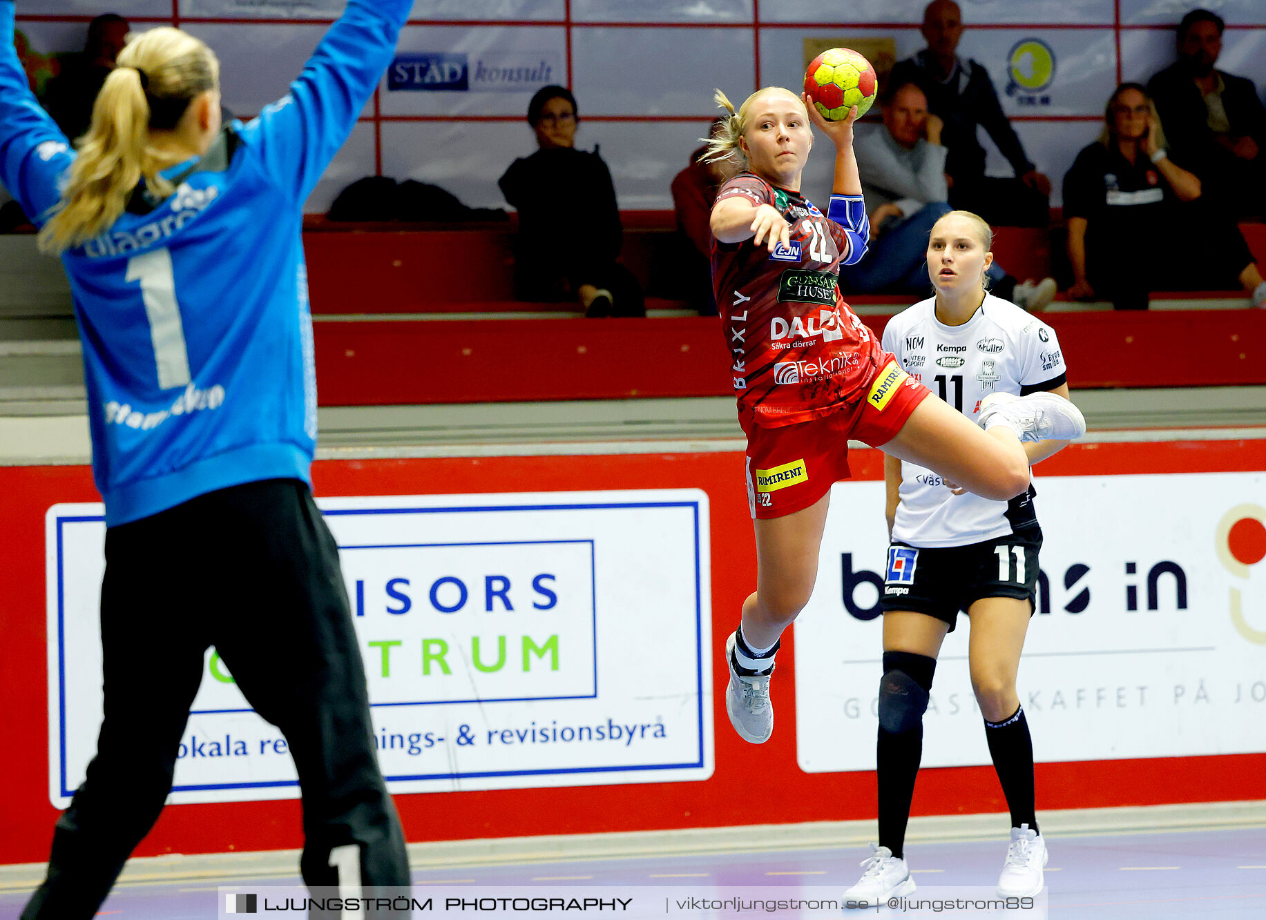 ATG Svenska Cupen Skövde HF-VästeråsIrsta HF 27-28,dam,Skövde Idrottshall,Skövde,Sverige,Handboll,,2024,343607