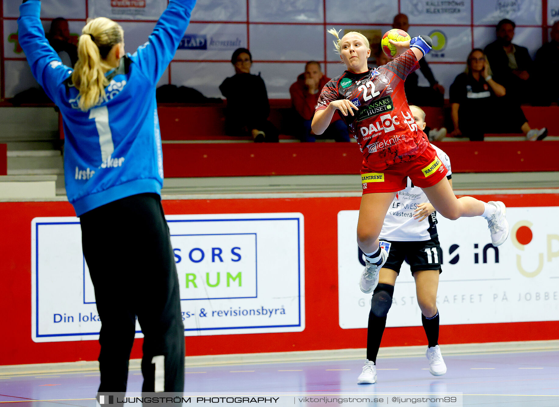 ATG Svenska Cupen Skövde HF-VästeråsIrsta HF 27-28,dam,Skövde Idrottshall,Skövde,Sverige,Handboll,,2024,343609