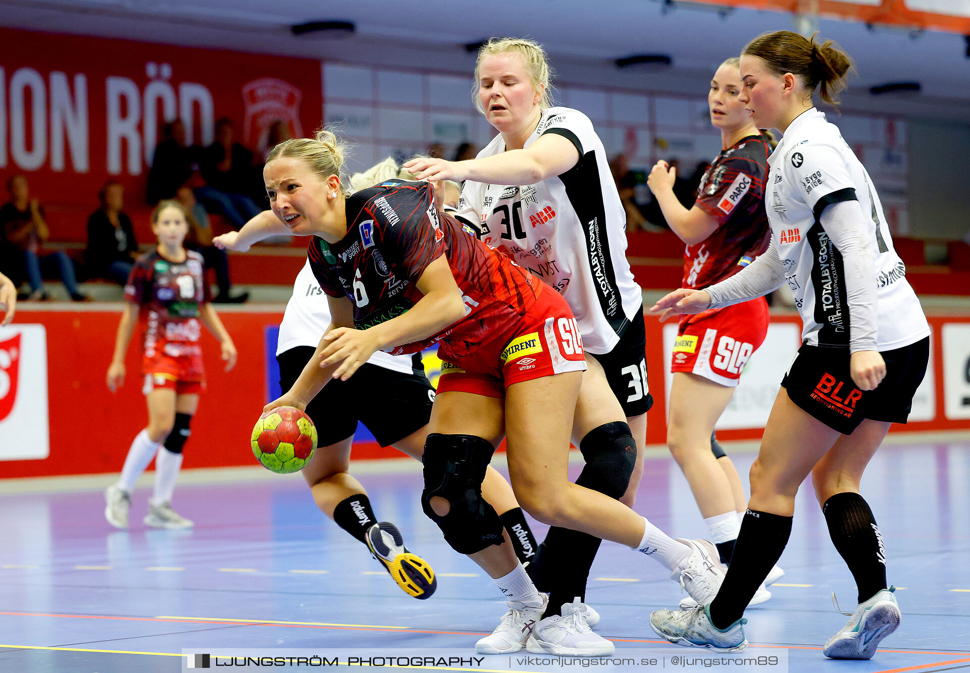 ATG Svenska Cupen Skövde HF-VästeråsIrsta HF 27-28,dam,Skövde Idrottshall,Skövde,Sverige,Handboll,,2024,343623