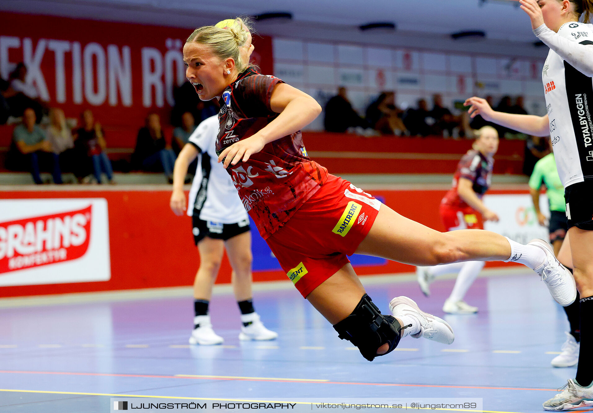 ATG Svenska Cupen Skövde HF-VästeråsIrsta HF 27-28,dam,Skövde Idrottshall,Skövde,Sverige,Handboll,,2024,343642