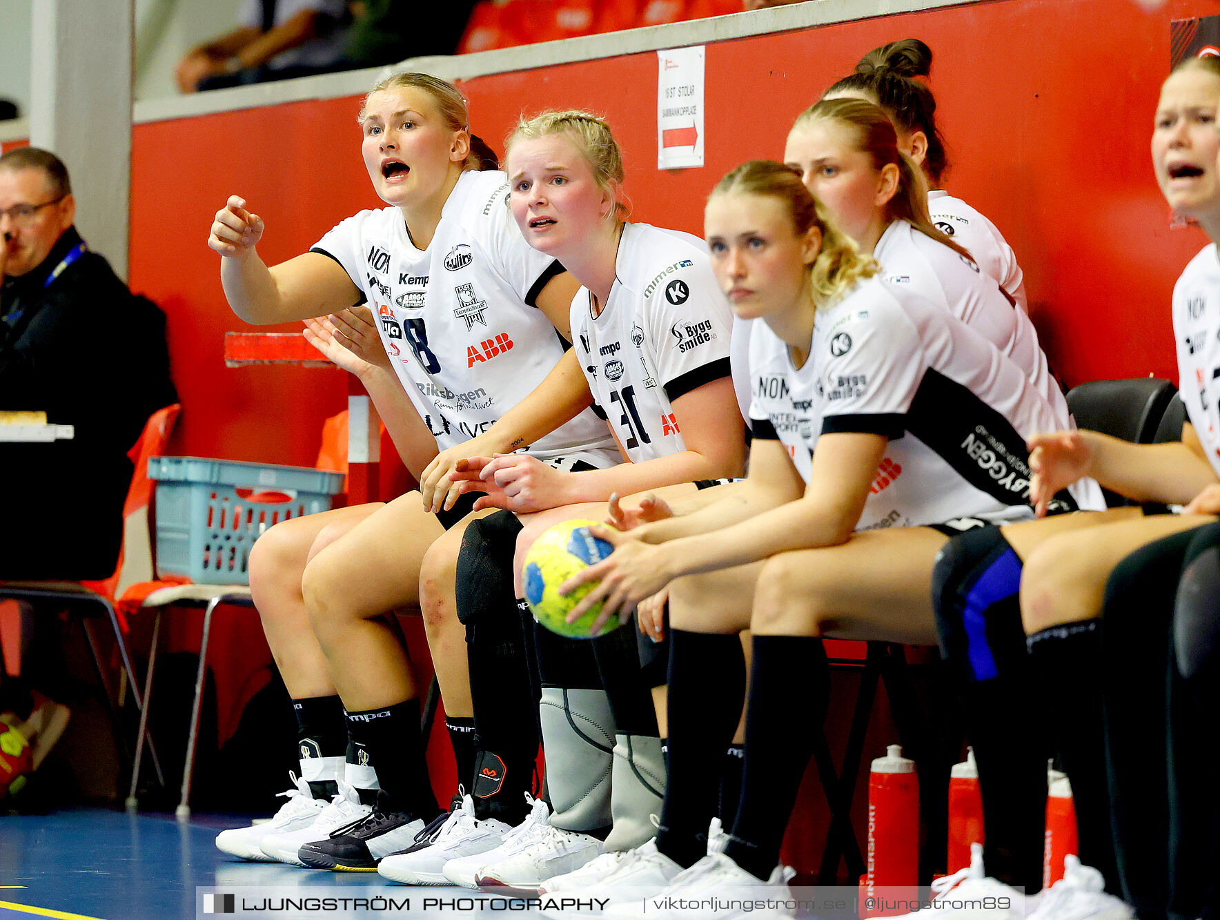 ATG Svenska Cupen Skövde HF-VästeråsIrsta HF 27-28,dam,Skövde Idrottshall,Skövde,Sverige,Handboll,,2024,343665