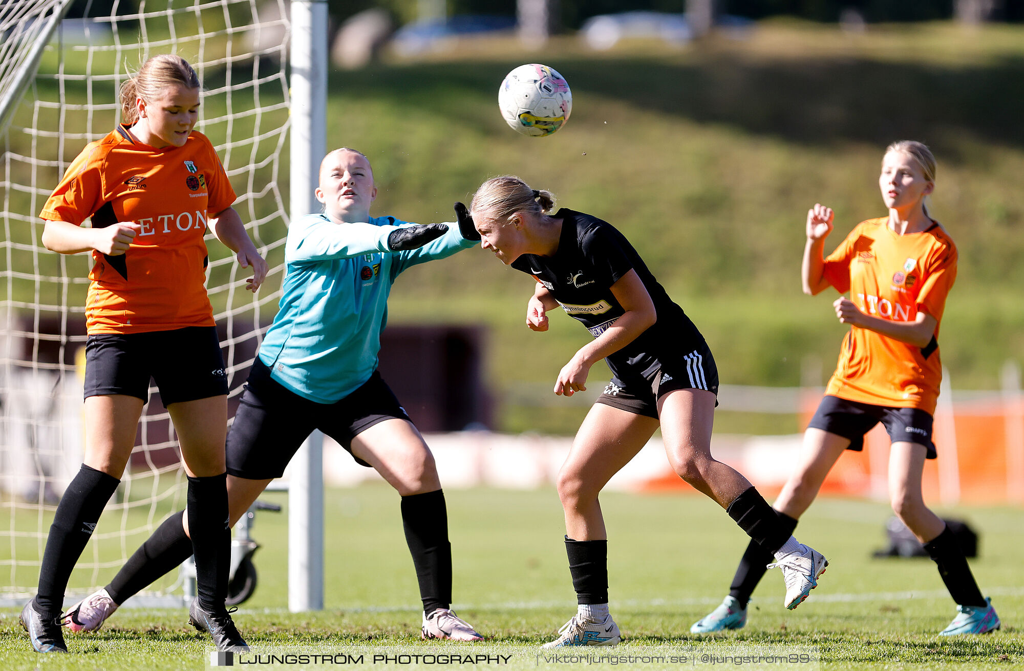 Skövde KIK F14-Toarpsalliansen 3-2,dam,Lillegårdens IP,Skövde,Sverige,Fotboll,,2024,343871