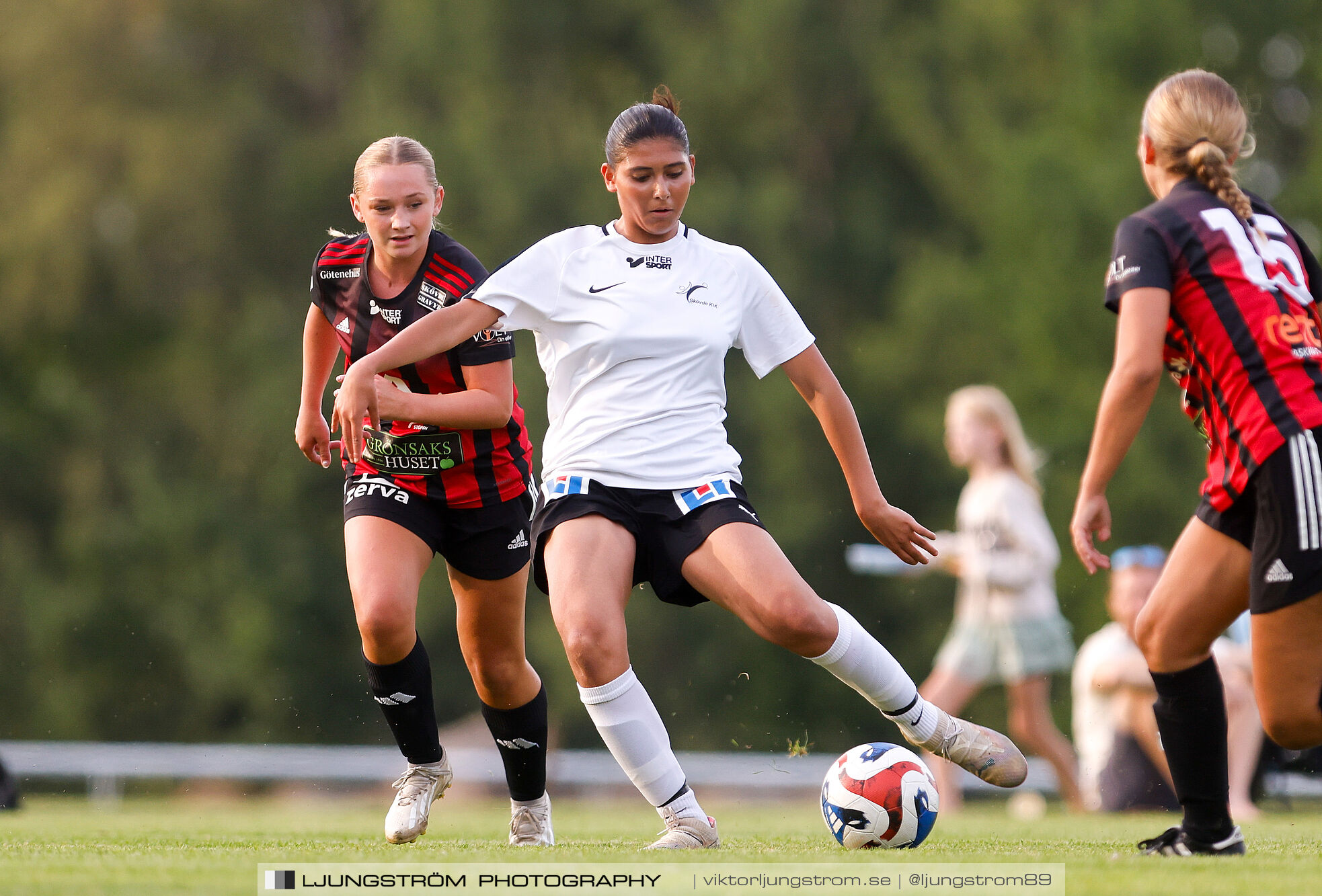 DM F19 Ulvåkers IF-Skövde KIK 0-7,dam,Åbrovallen,Ulvåker,Sverige,Fotboll,,2024,344684