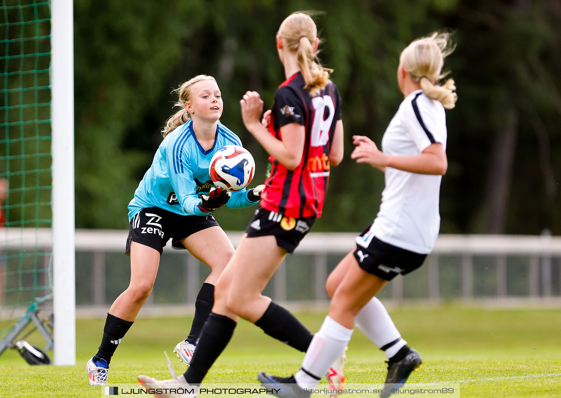 DM F19 Ulvåkers IF-Skövde KIK 0-7,dam,Åbrovallen,Ulvåker,Sverige,Fotboll,,2024,344701