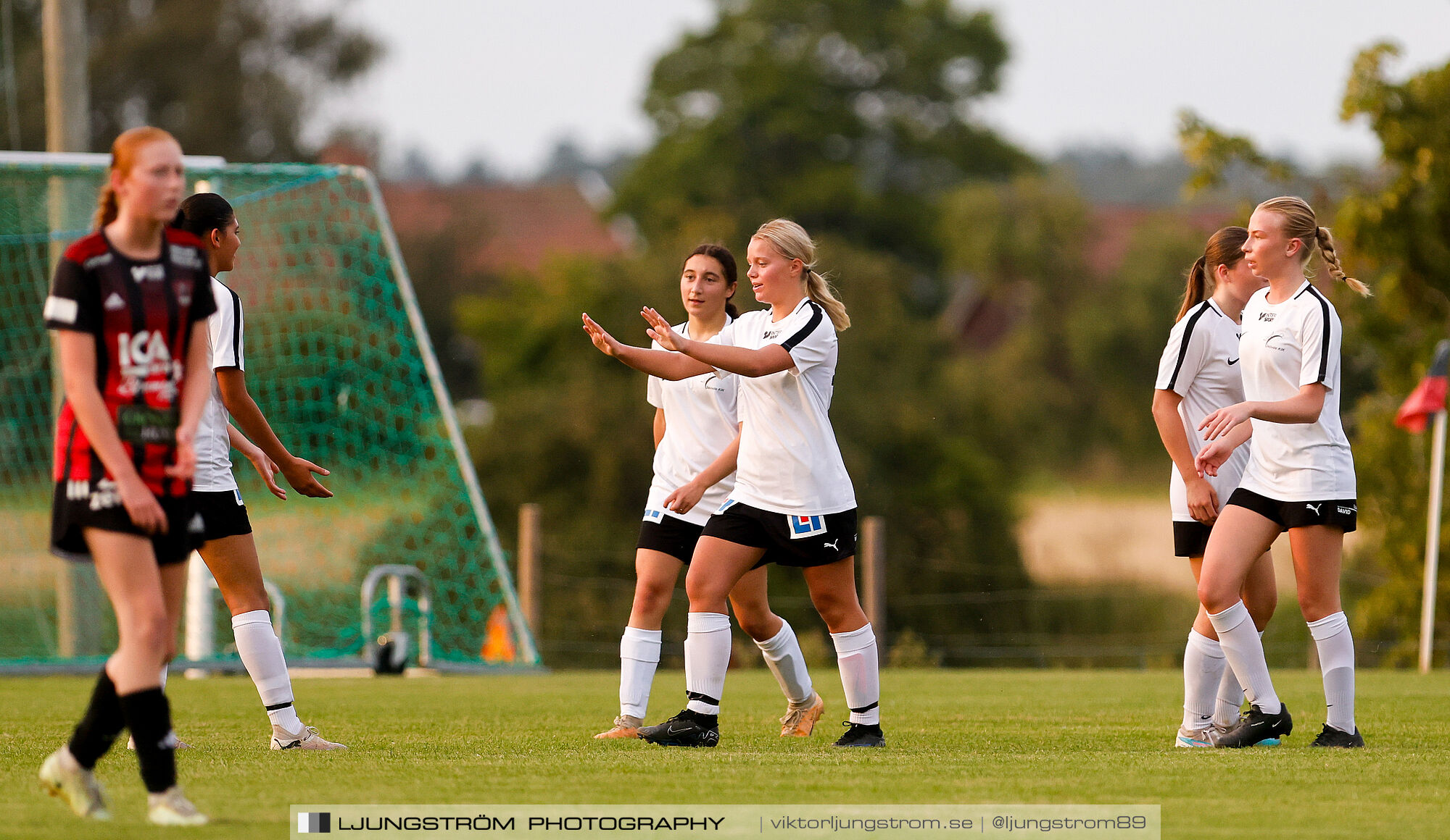 DM F19 Ulvåkers IF-Skövde KIK 0-7,dam,Åbrovallen,Ulvåker,Sverige,Fotboll,,2024,345159