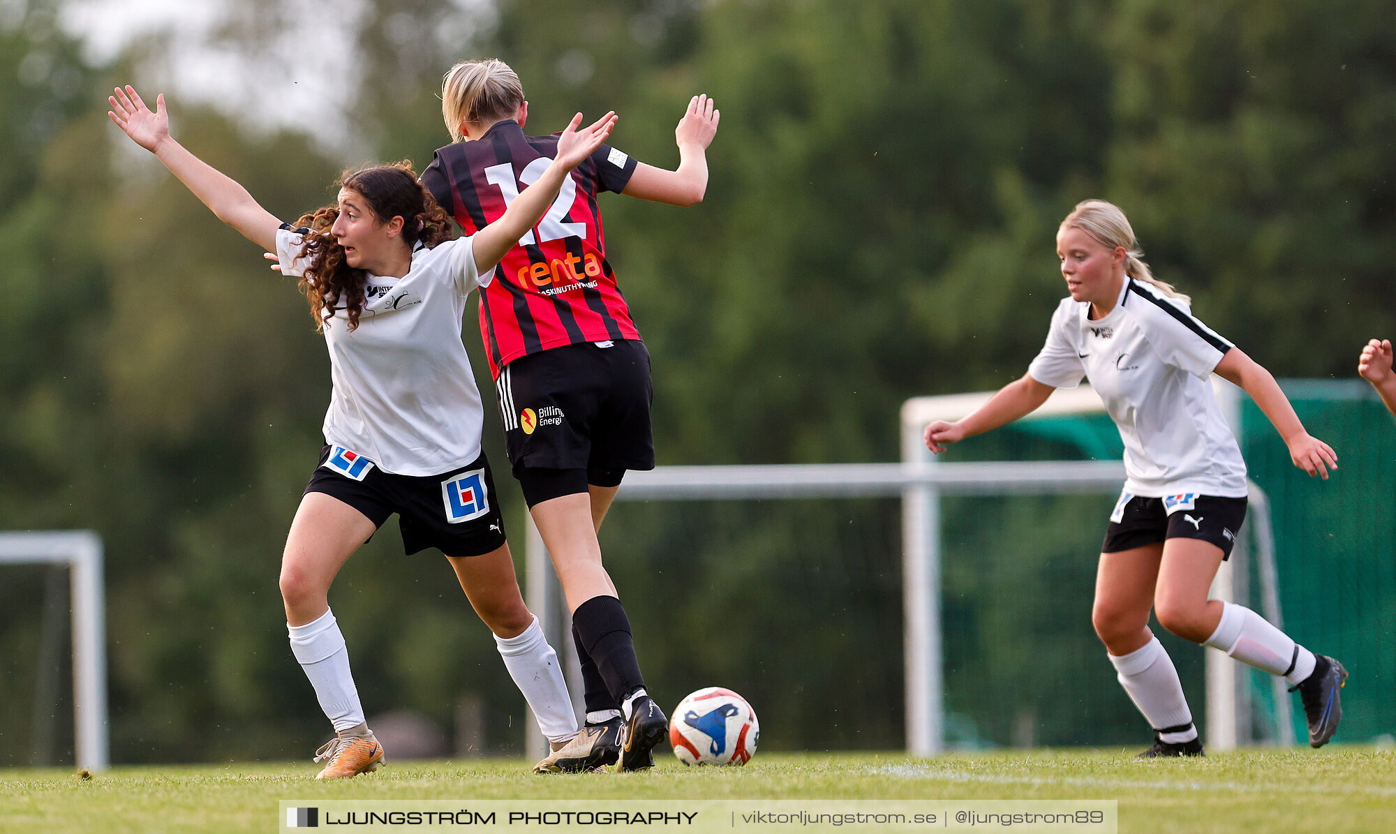 DM F19 Ulvåkers IF-Skövde KIK 0-7,dam,Åbrovallen,Ulvåker,Sverige,Fotboll,,2024,345190