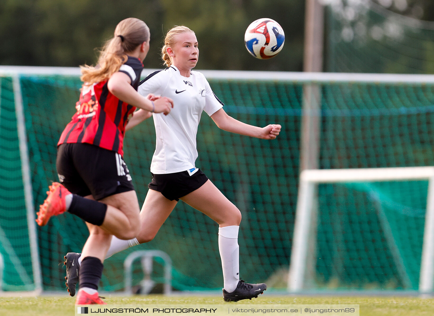 DM F19 Ulvåkers IF-Skövde KIK 0-7,dam,Åbrovallen,Ulvåker,Sverige,Fotboll,,2024,345258