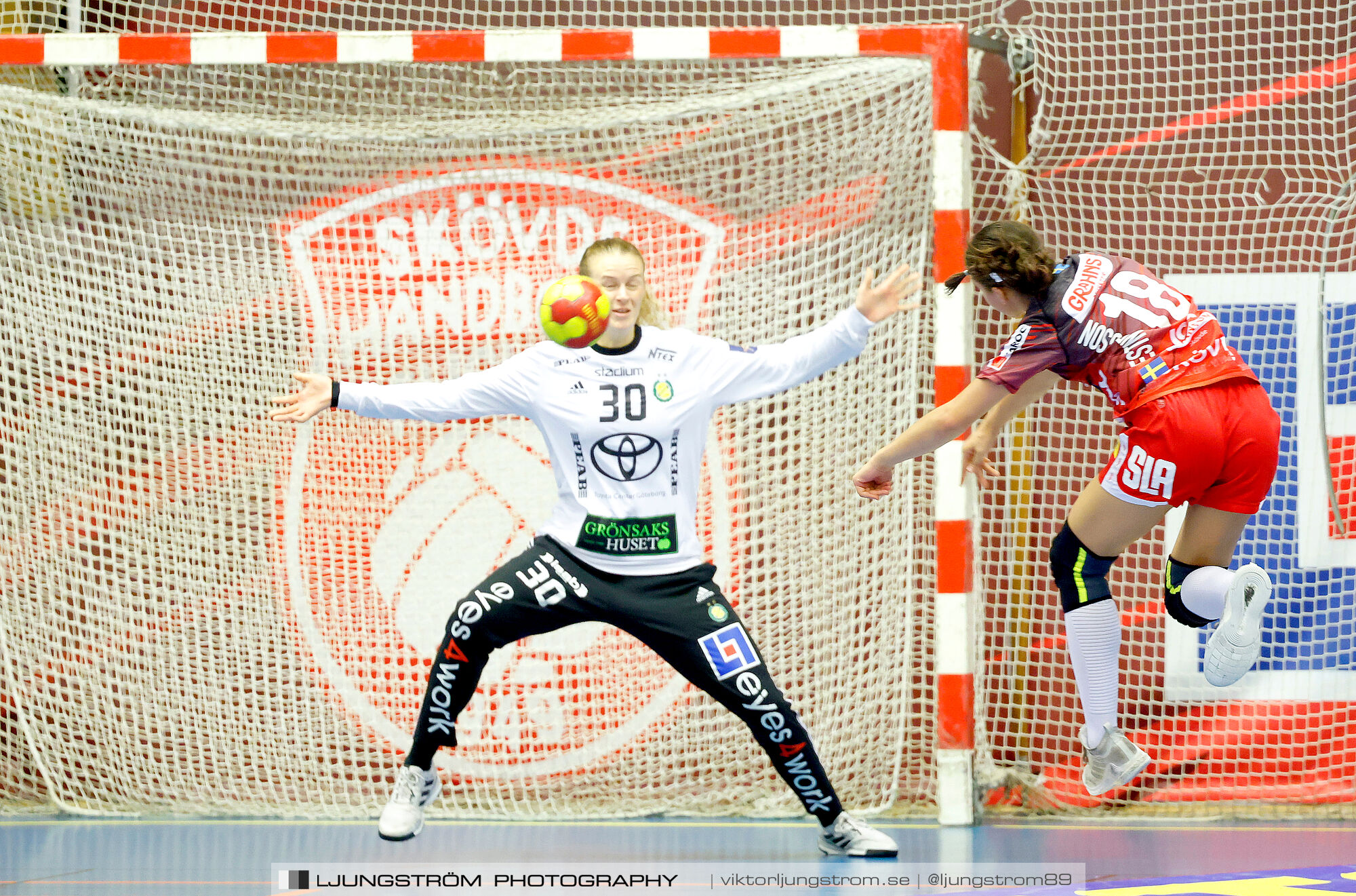 ATG Svenska Cupen 1/8-final Skövde HF-IK Sävehof 25-35,dam,Skövde Idrottshall,Skövde,Sverige,Handboll,,2024,345539