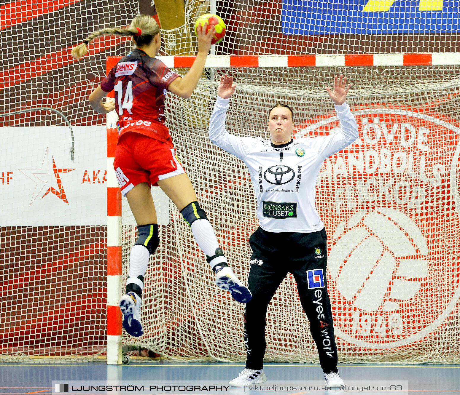 ATG Svenska Cupen 1/8-final Skövde HF-IK Sävehof 25-35,dam,Skövde Idrottshall,Skövde,Sverige,Handboll,,2024,345547